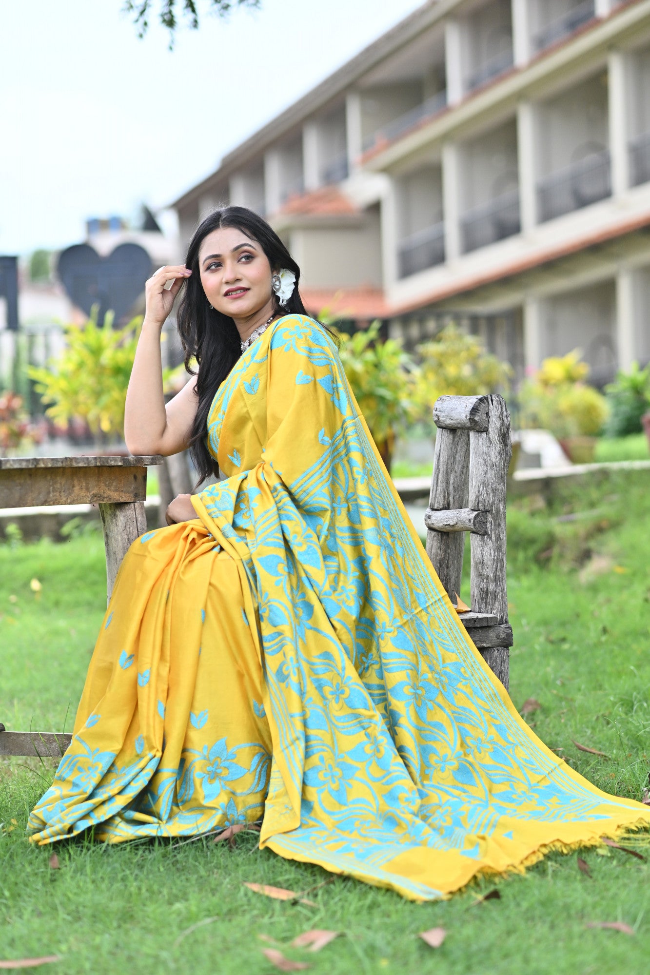 ADISHAKTI Blended Silk Kantha Stitch Saree Yellow