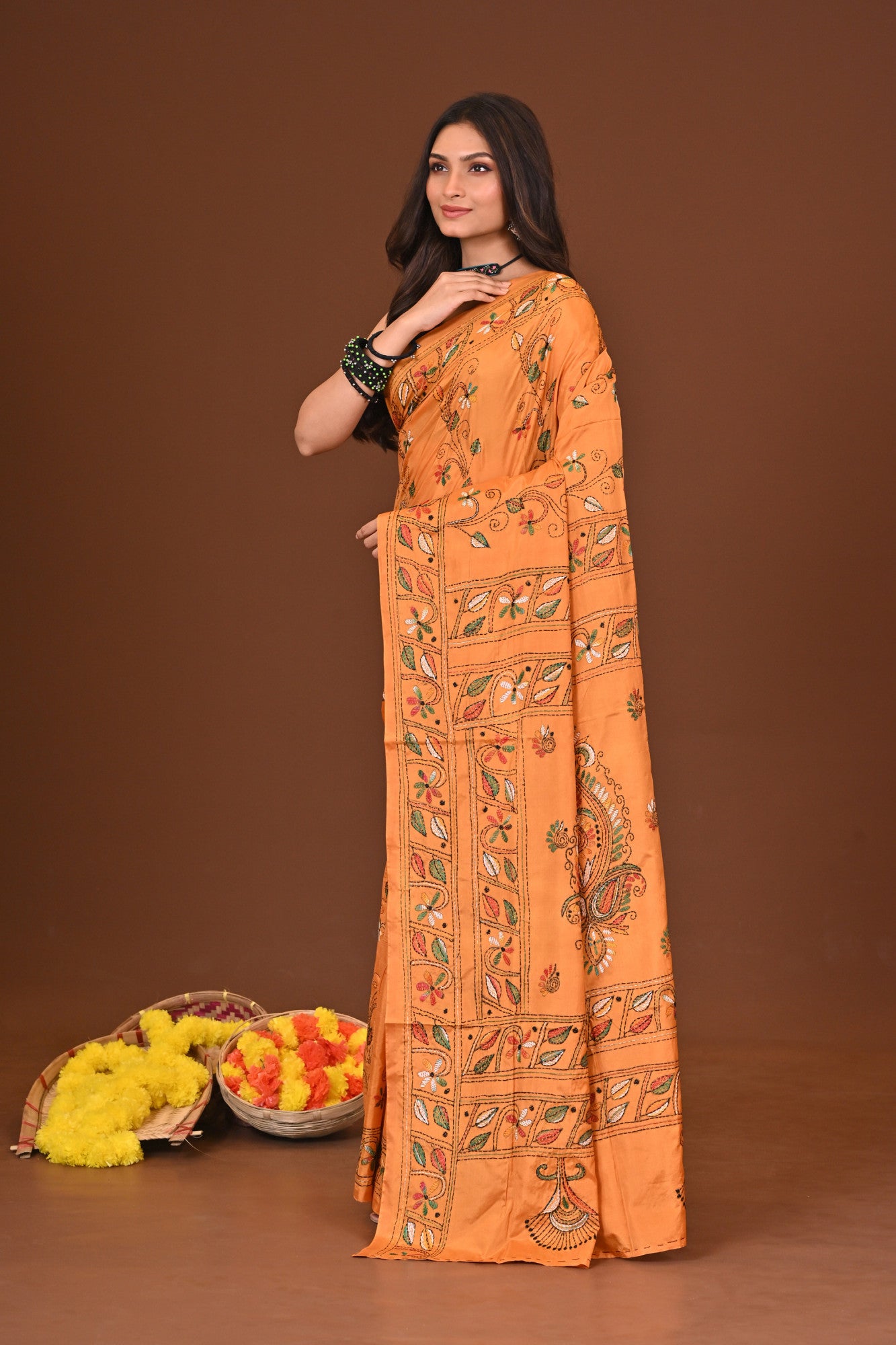 AMRAPALI BLENDED SILK KANTHA SAREE Thumbnail