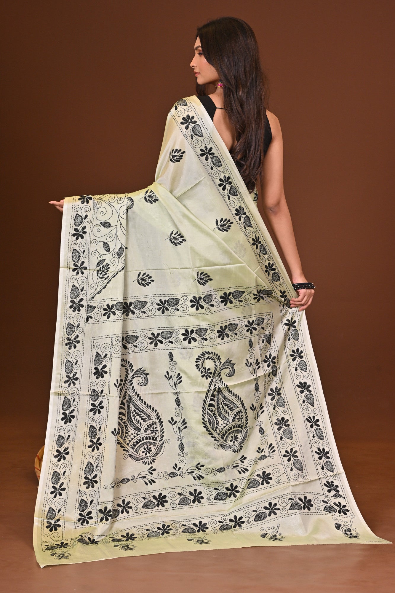 Ankurika Blended Silk Kantha Saree Thumbnail