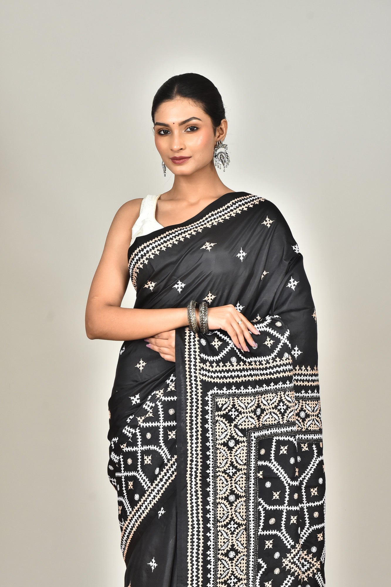 BANGALORE SILK GUJRATI STITCH SAREE Thumbnail