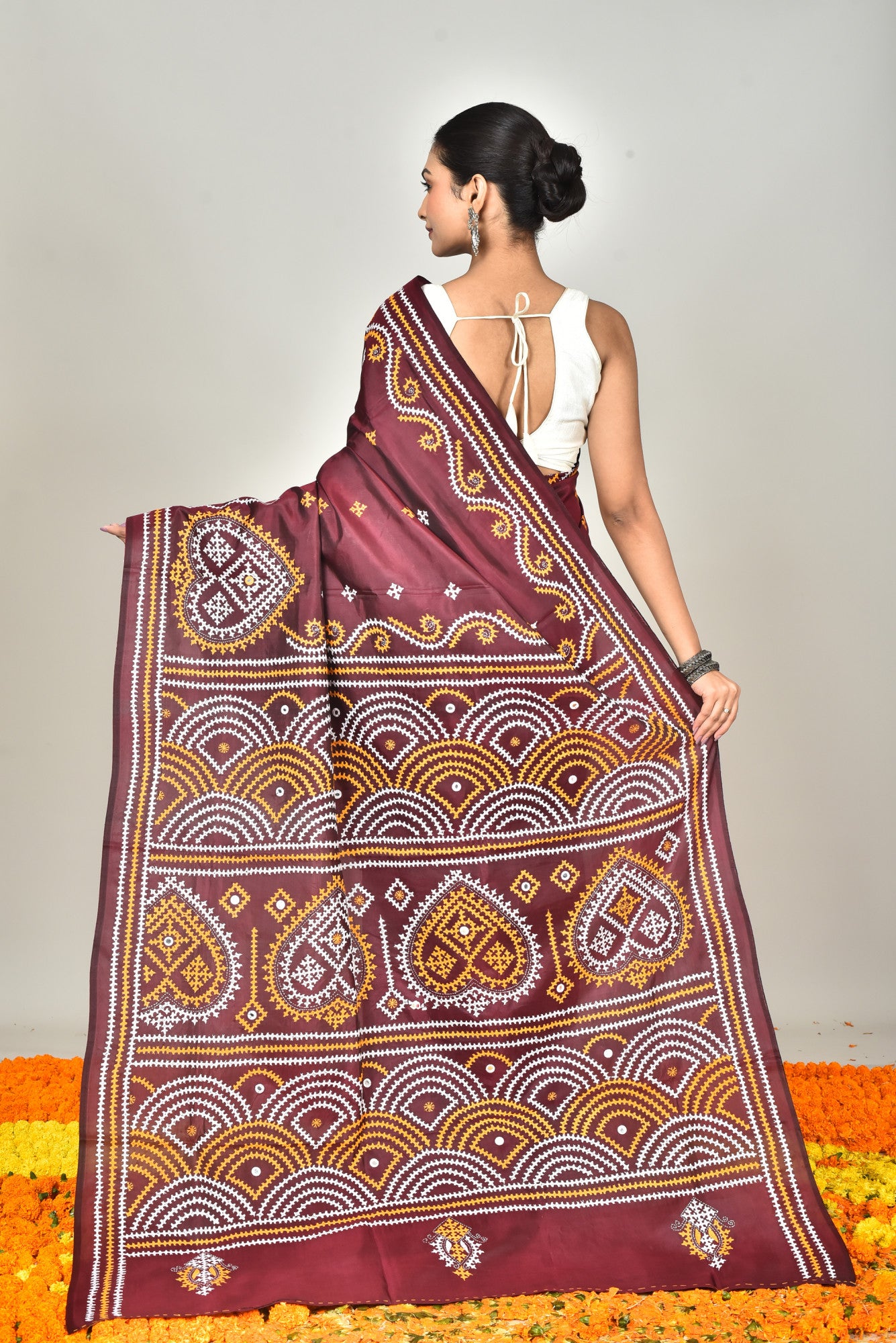 BANGALORE SILK GUJRATI STITCH SAREE Thumbnail