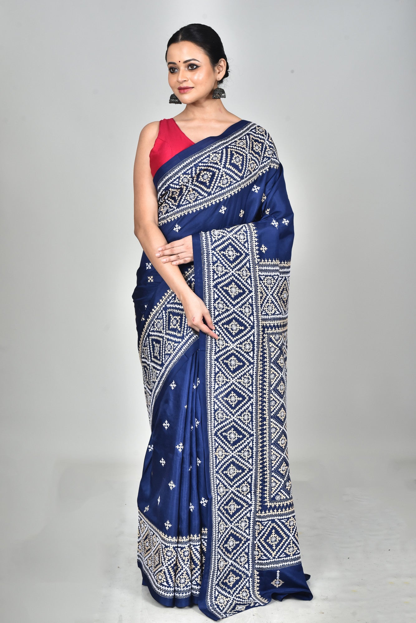 BANGALORE SILK GUJRATI STITCH SAREE Thumbnail