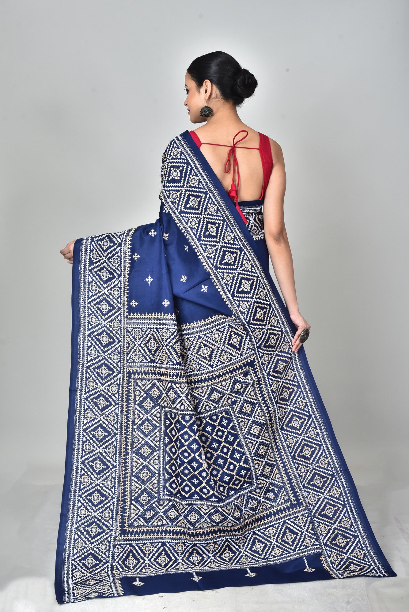 BANGALORE SILK GUJRATI STITCH SAREE Thumbnail