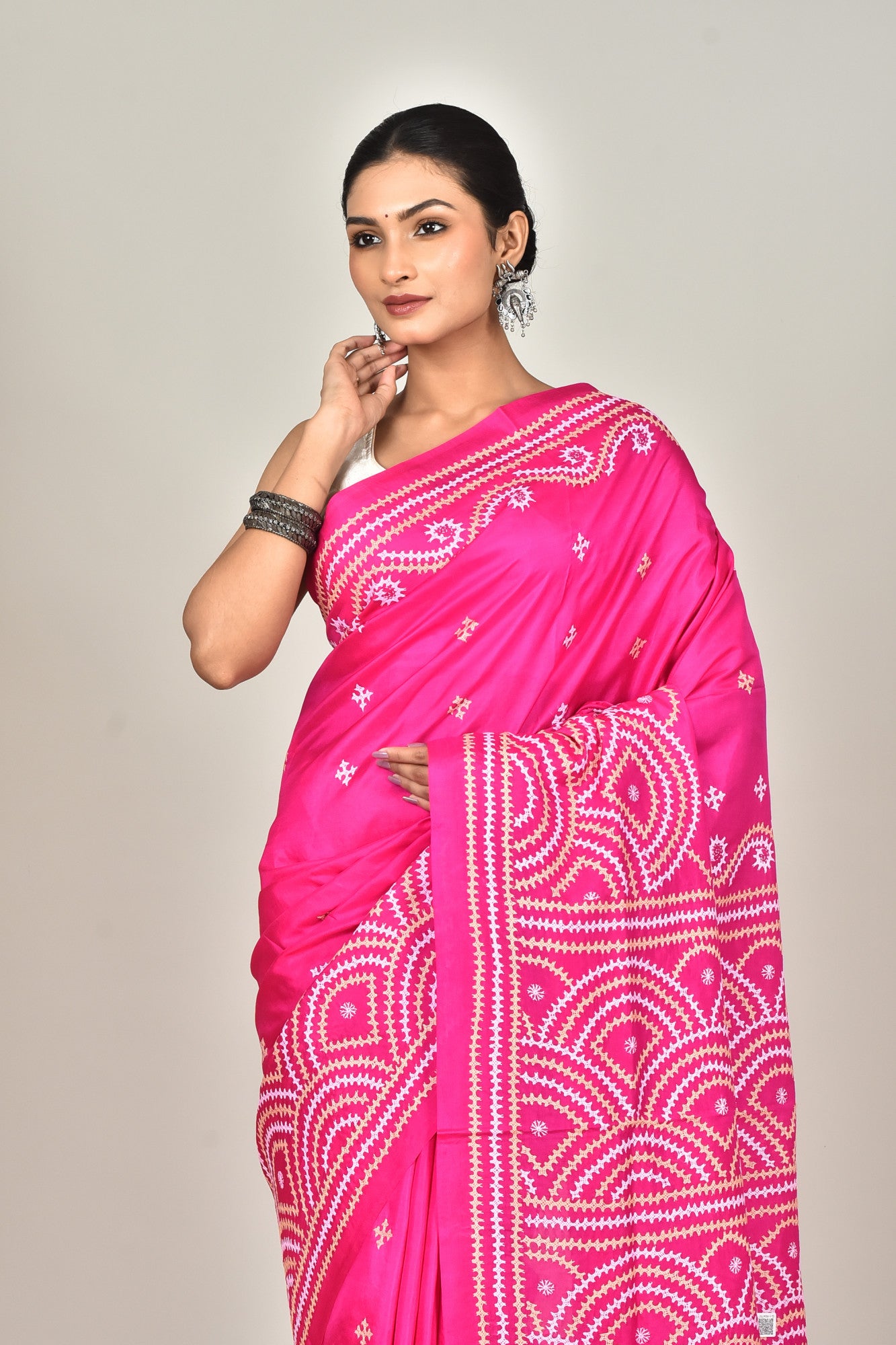 BANGALORE SILK GUJRATI STITCH SAREE Thumbnail
