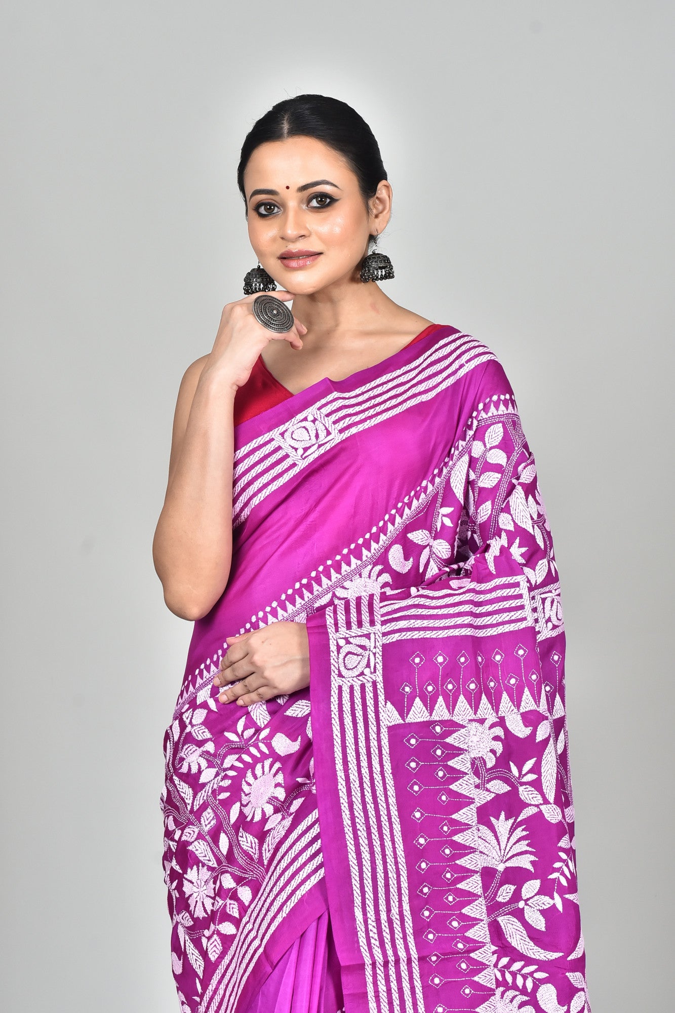 BANGALORE SILK KANTHA SAREE Thumbnail