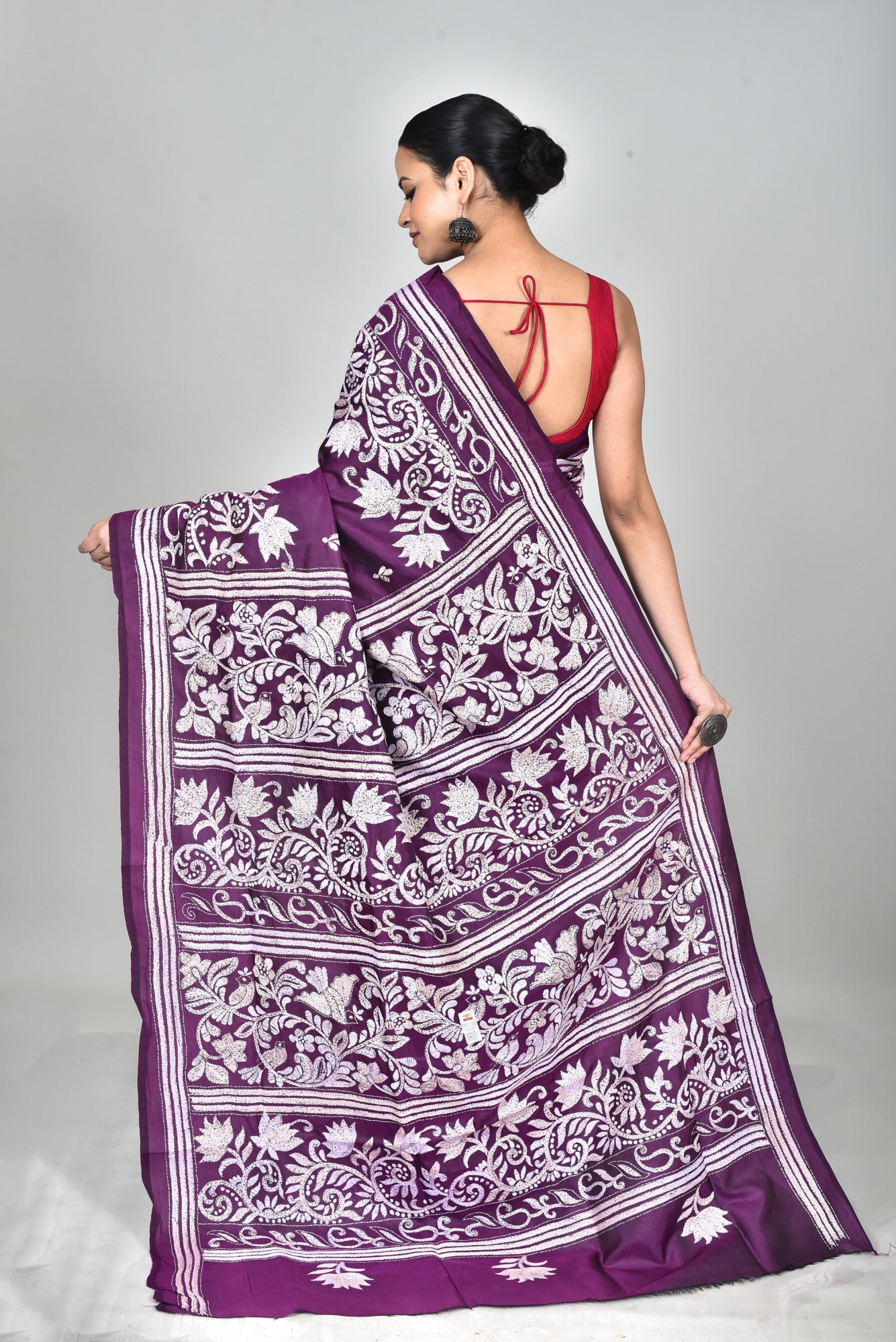 BANGALORE SILK KANTHA SAREE Thumbnail