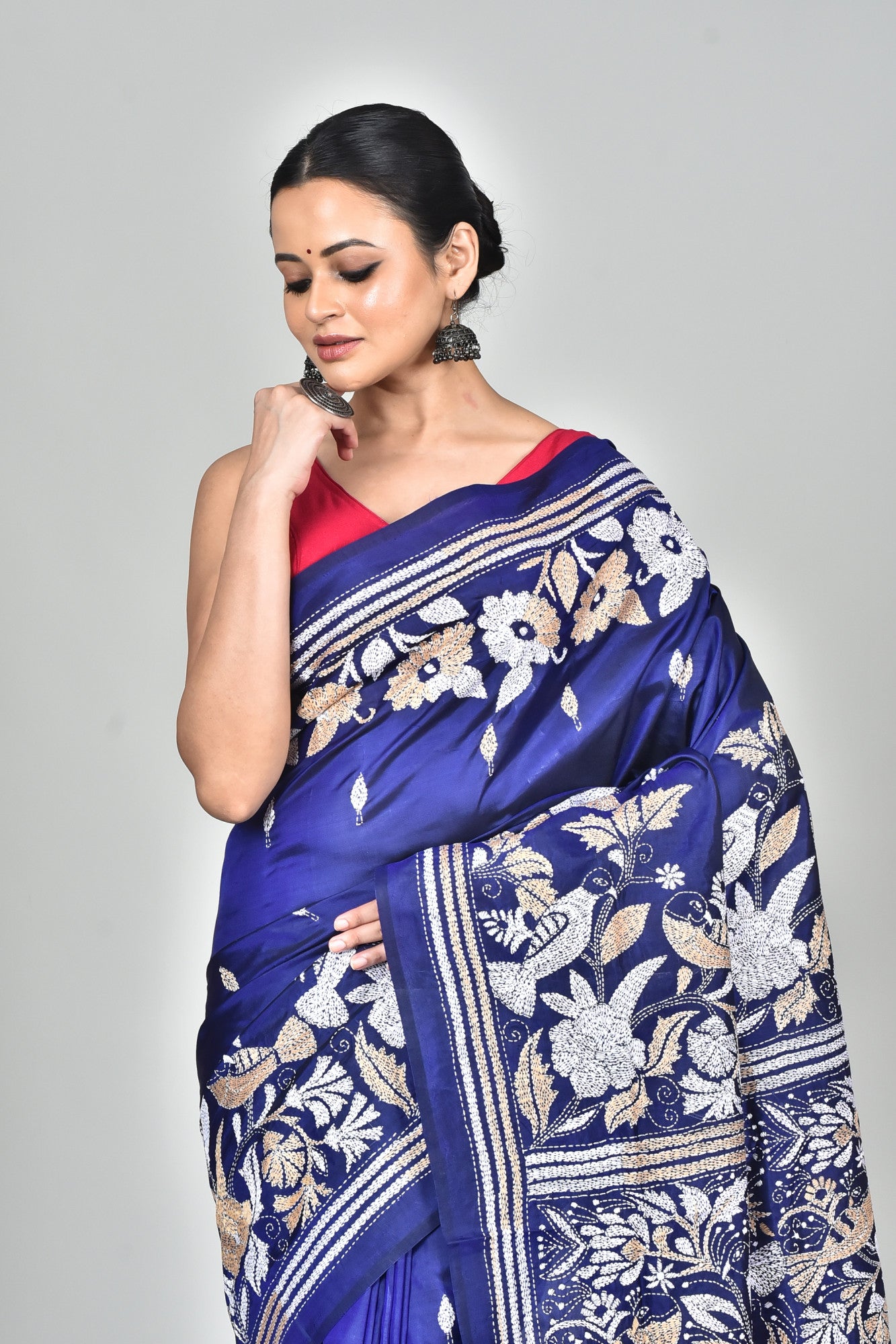 BANGALORE SILK KANTHA SAREE Thumbnail