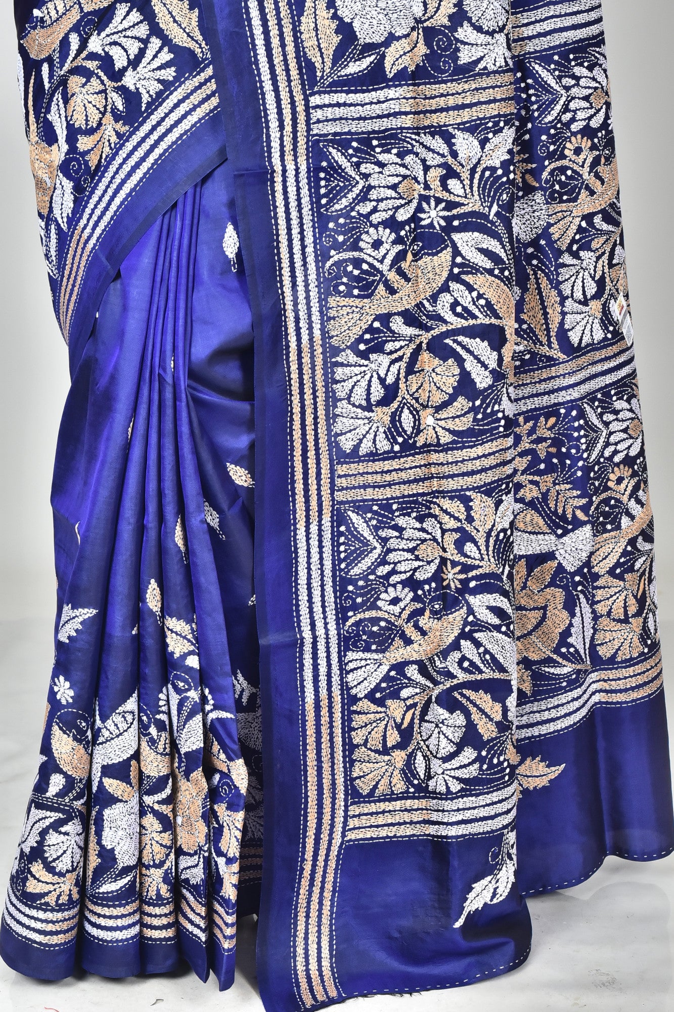 BANGALORE SILK KANTHA SAREE Thumbnail