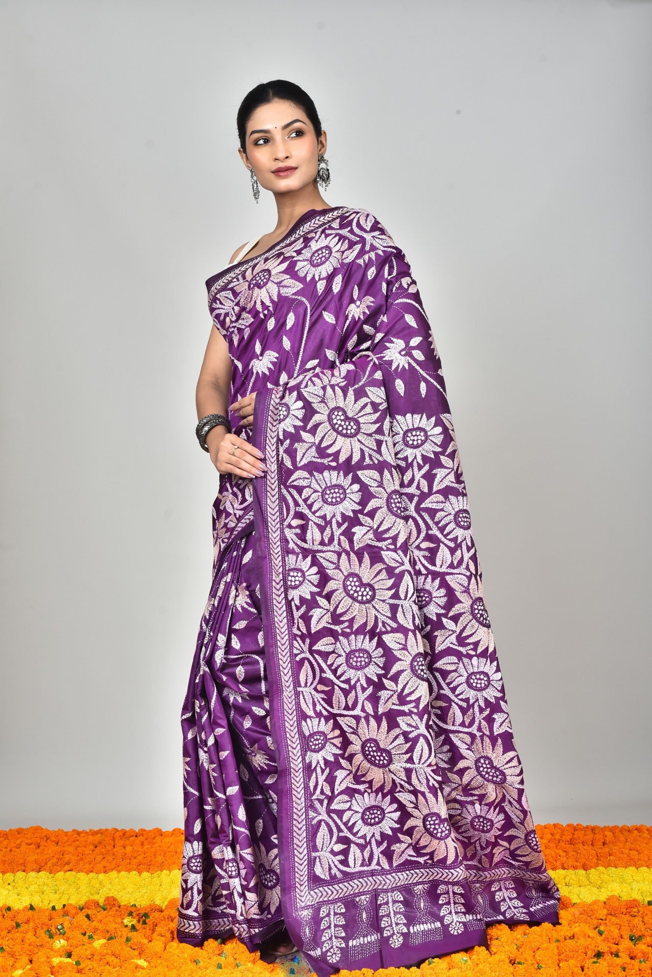 BANGALORE SILK KANTHA SAREE Thumbnail