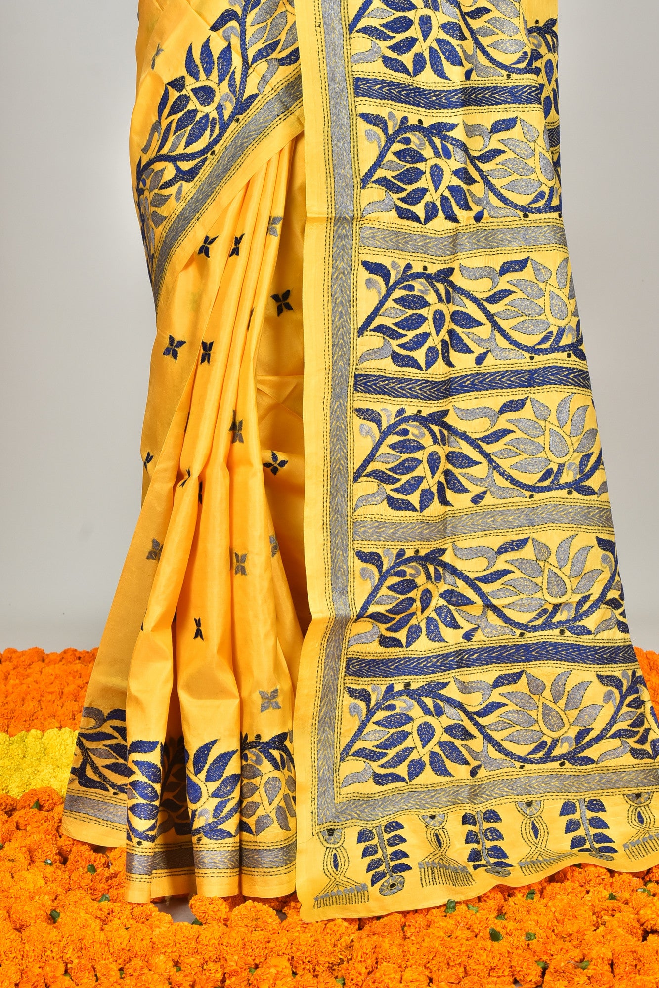 BANGALORE SILK KANTHA SAREE Thumbnail