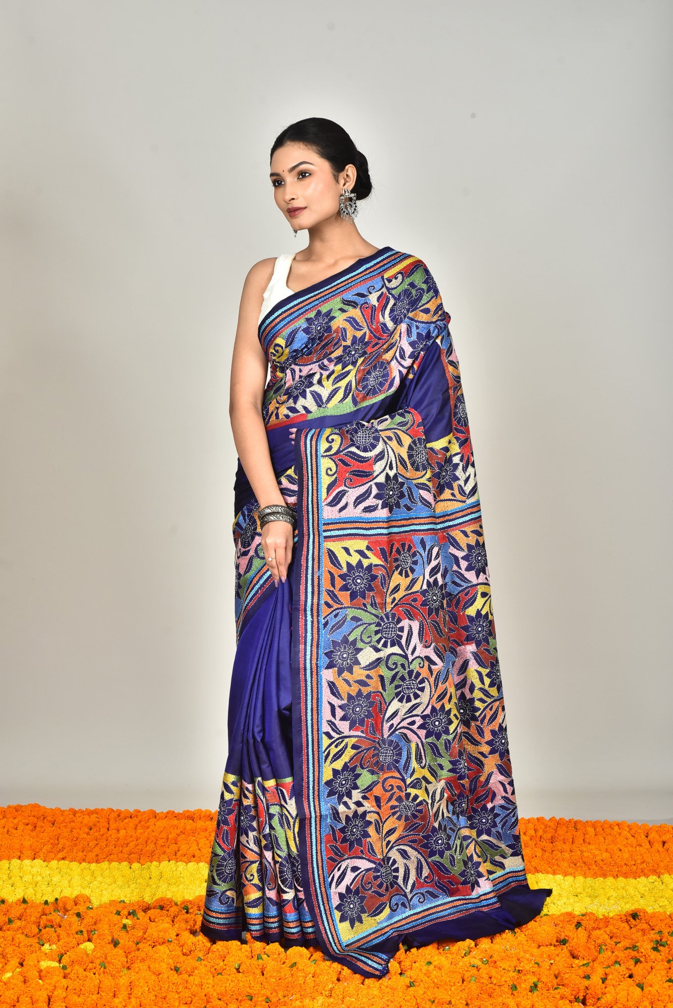 BANGALORE SILK KANTHA SAREE Thumbnail