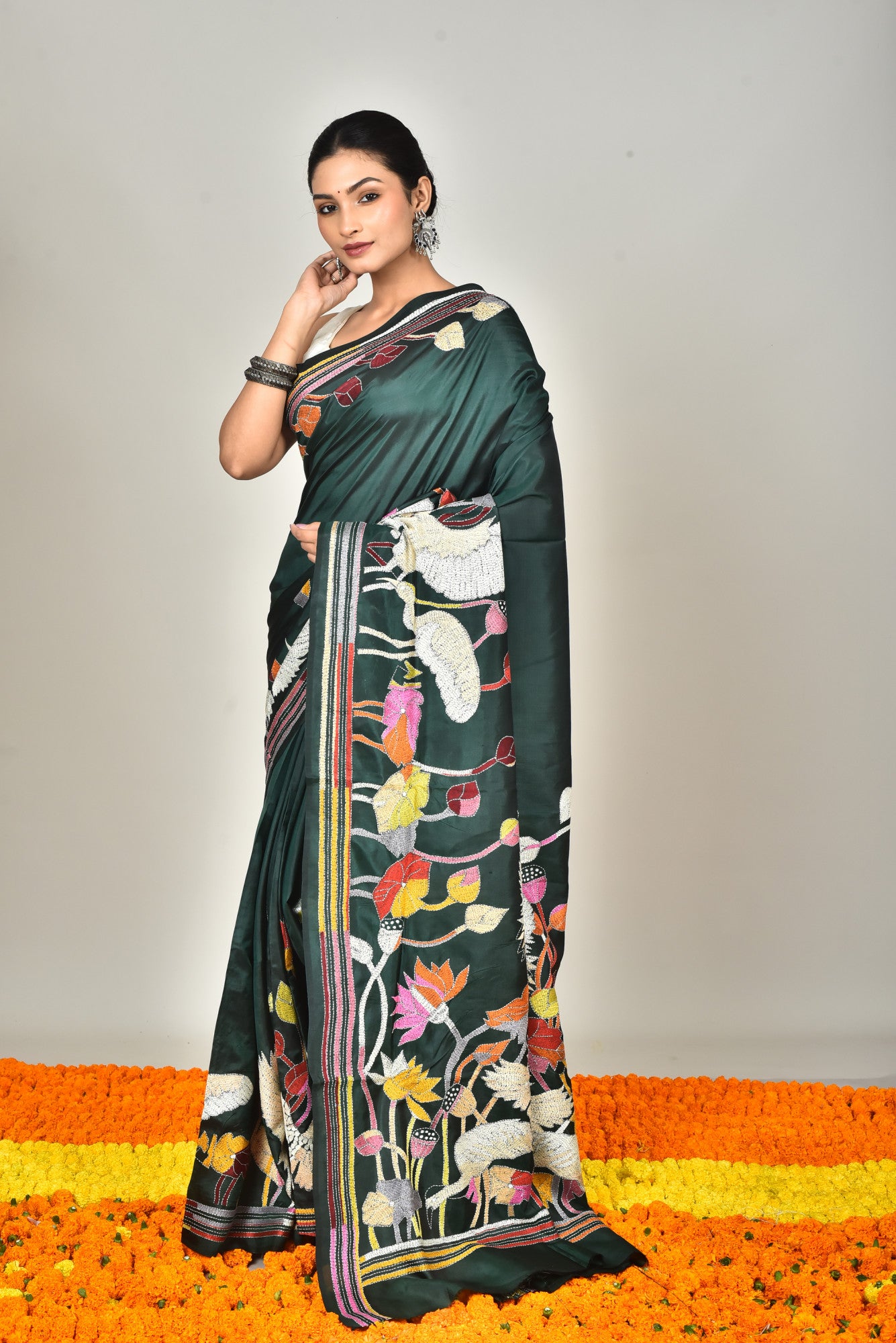 BANGALORE SILK KANTHA SAREE Thumbnail