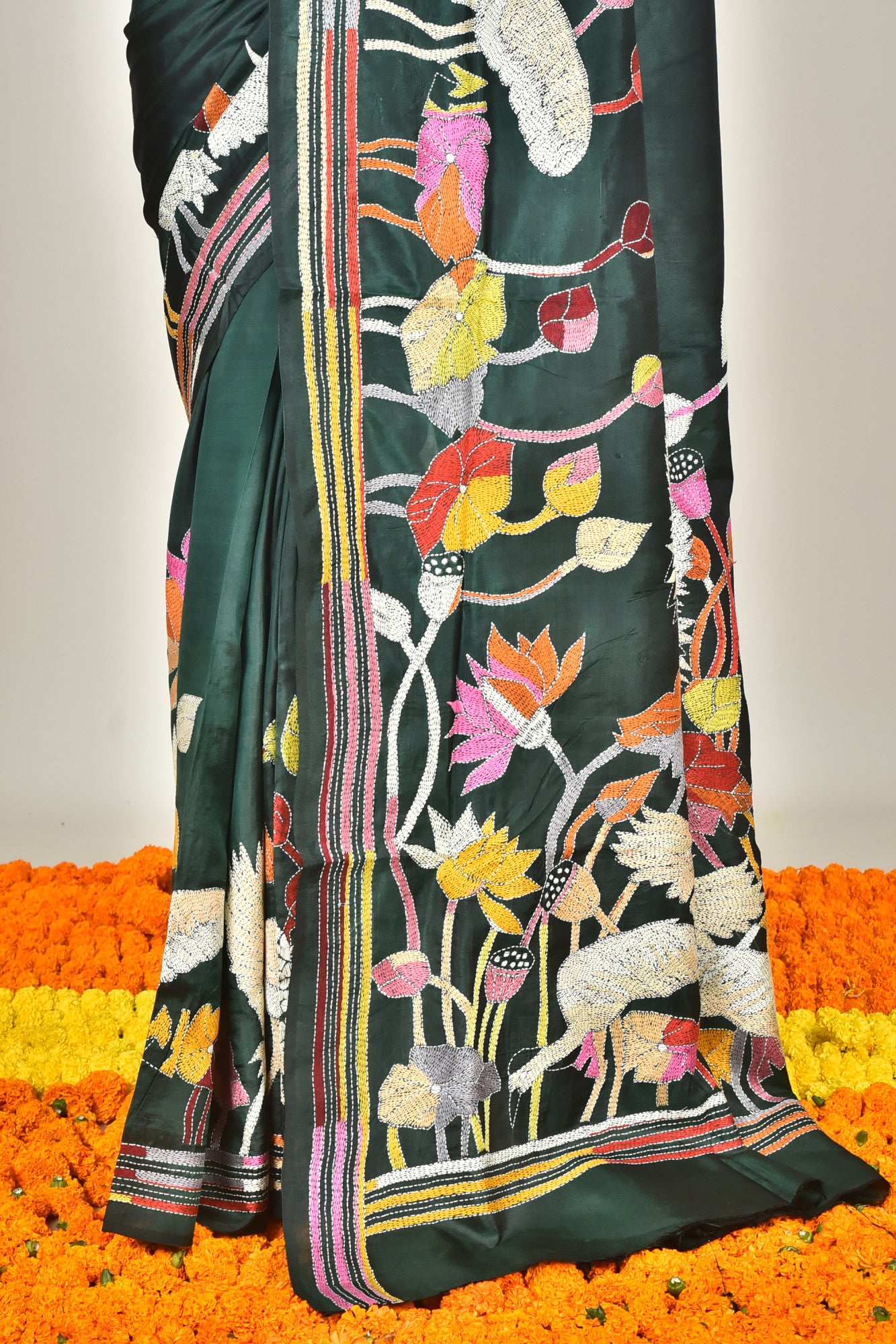 BANGALORE SILK KANTHA SAREE Thumbnail