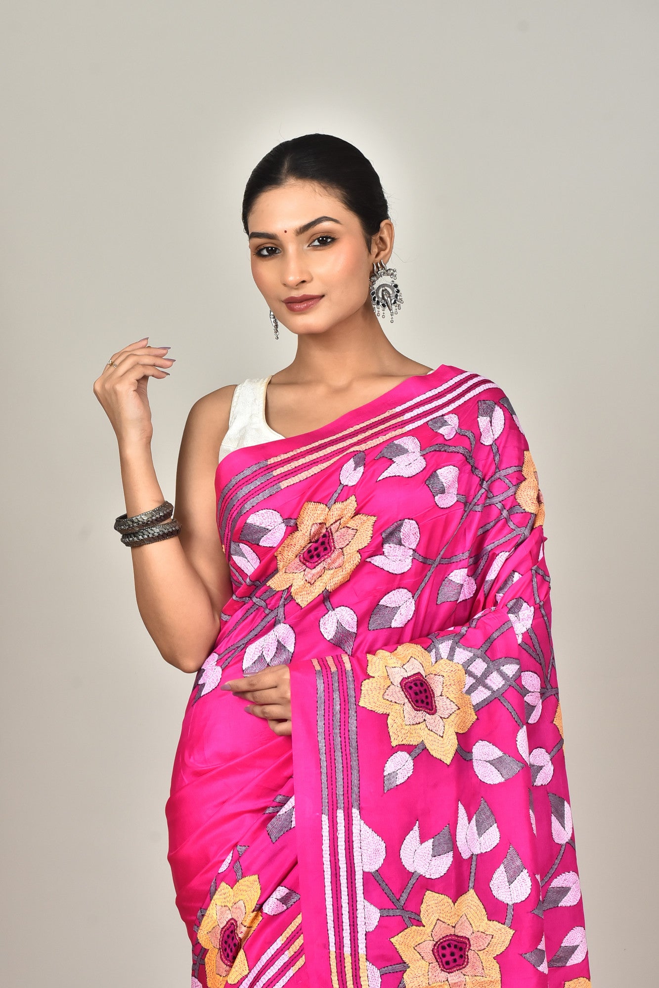 BANGALORE SILK KANTHA SAREE Thumbnail