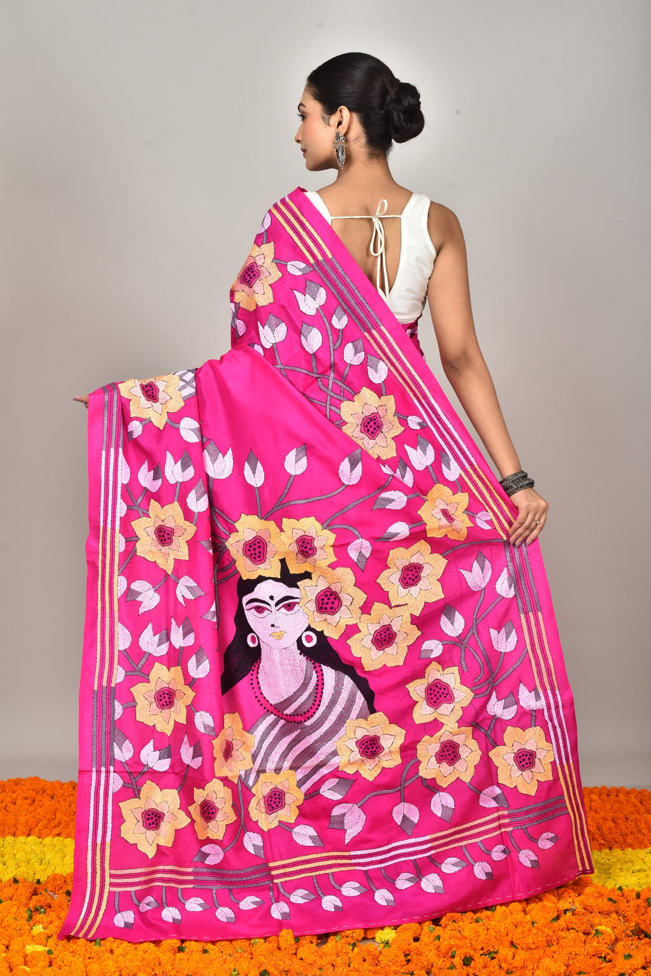 BANGALORE SILK KANTHA SAREE Thumbnail