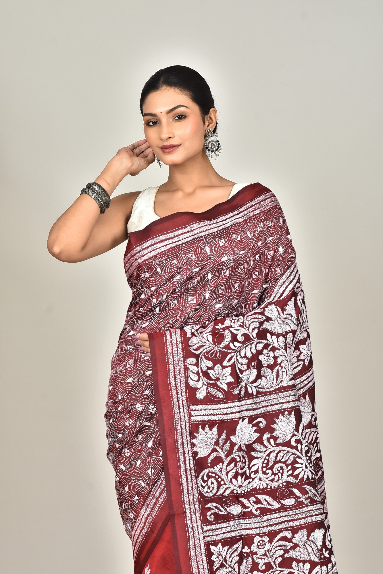 BANGALORE SILK KANTHA SAREE Thumbnail