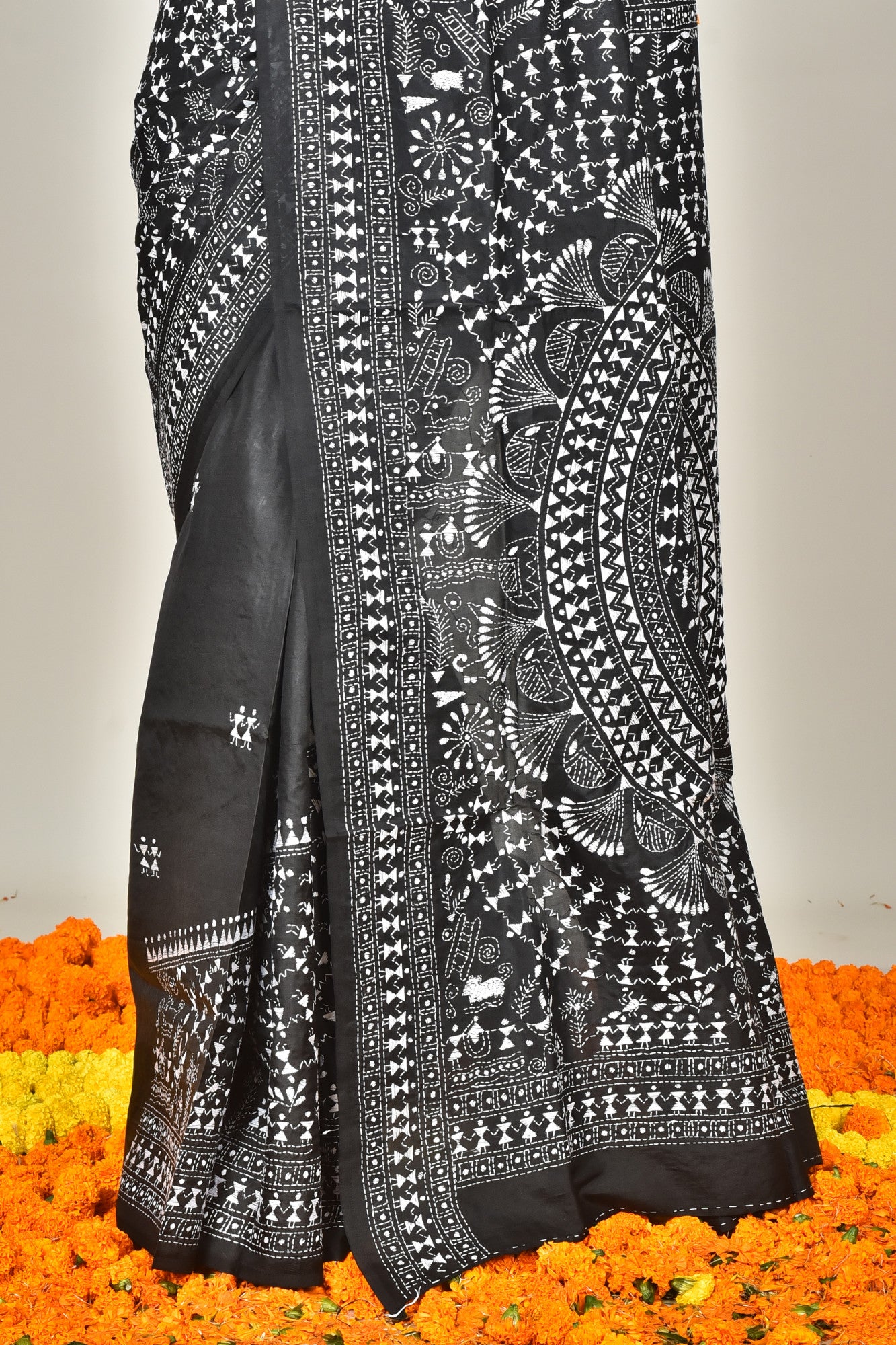 BANGALORE SILK KANTHA SAREE Thumbnail