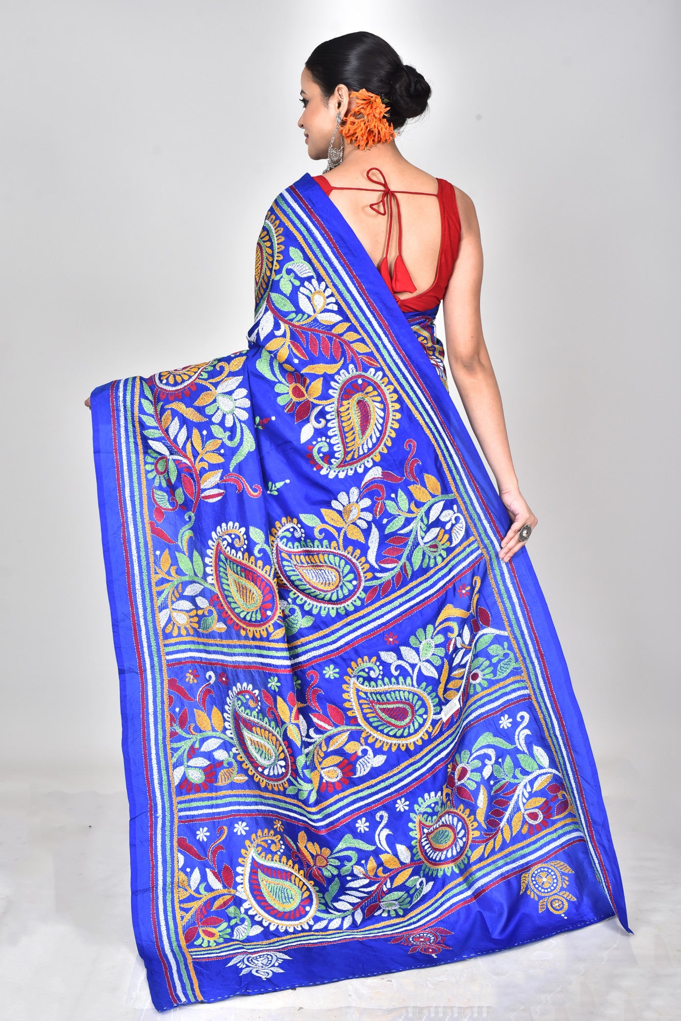 BANGALORE SILK KANTHA SAREE Thumbnail