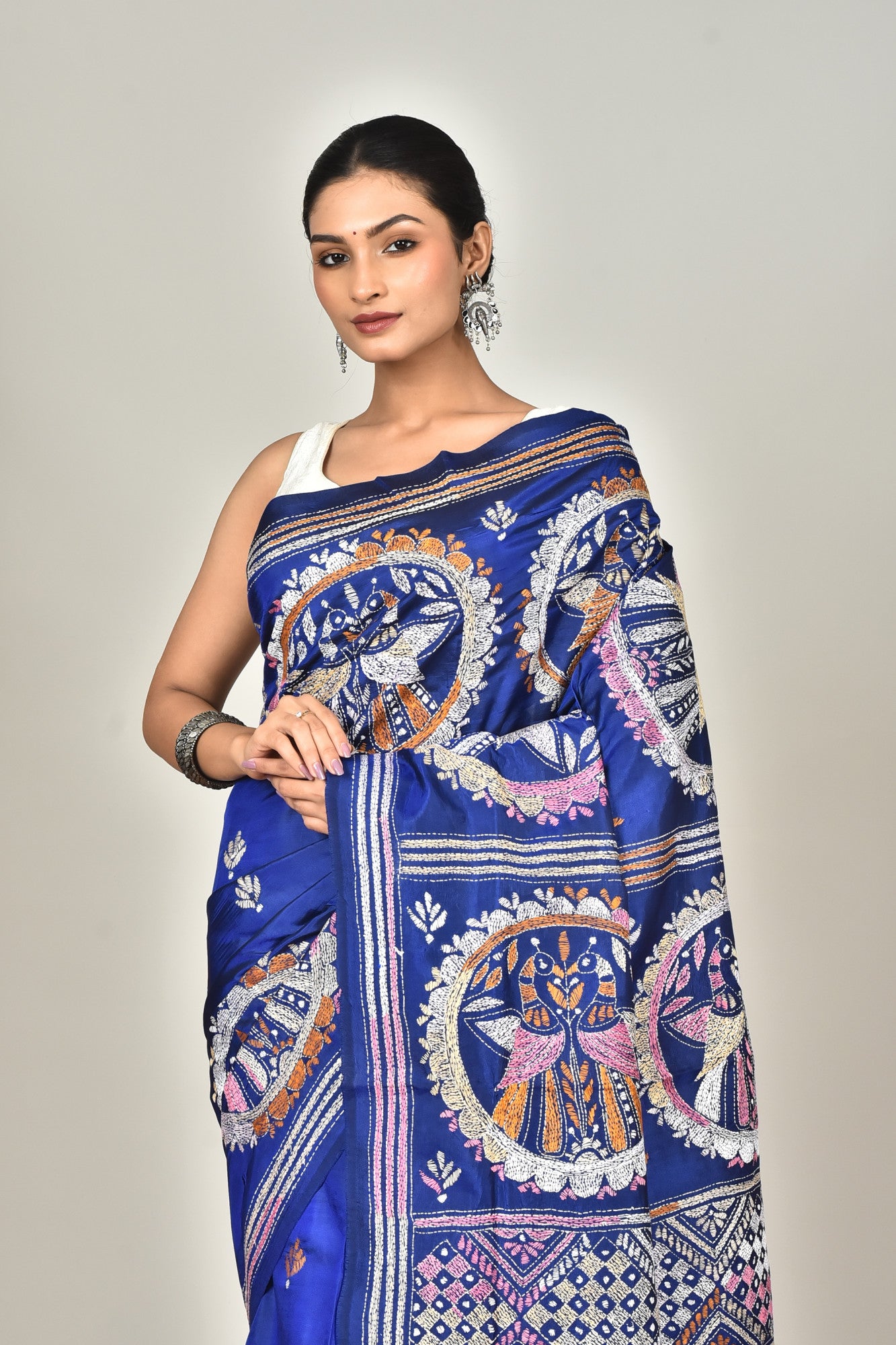 BANGALORE SILK KANTHA SAREE Thumbnail