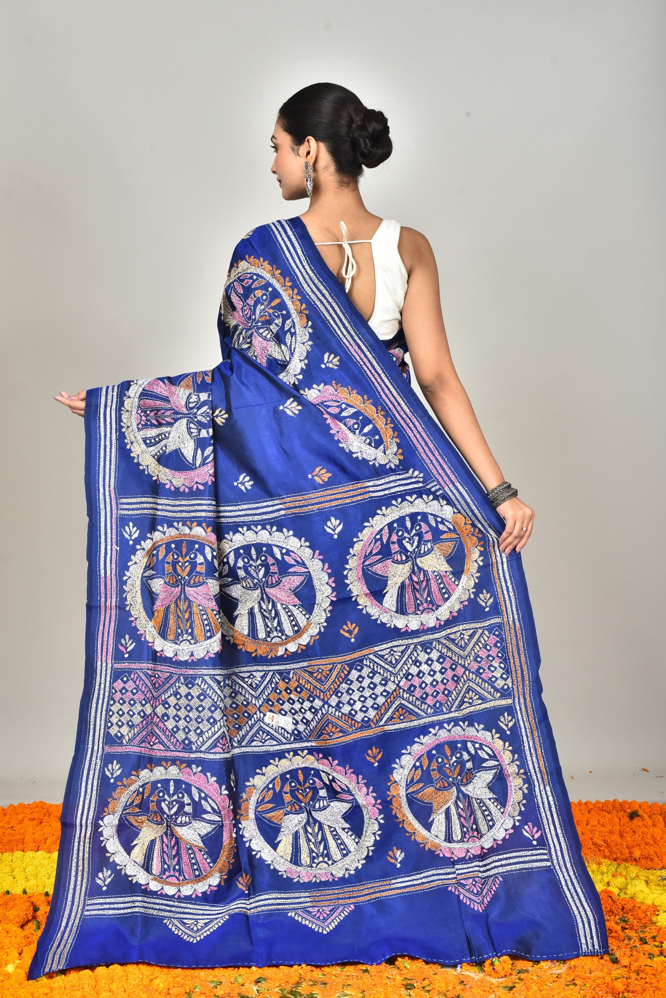 BANGALORE SILK KANTHA SAREE Thumbnail