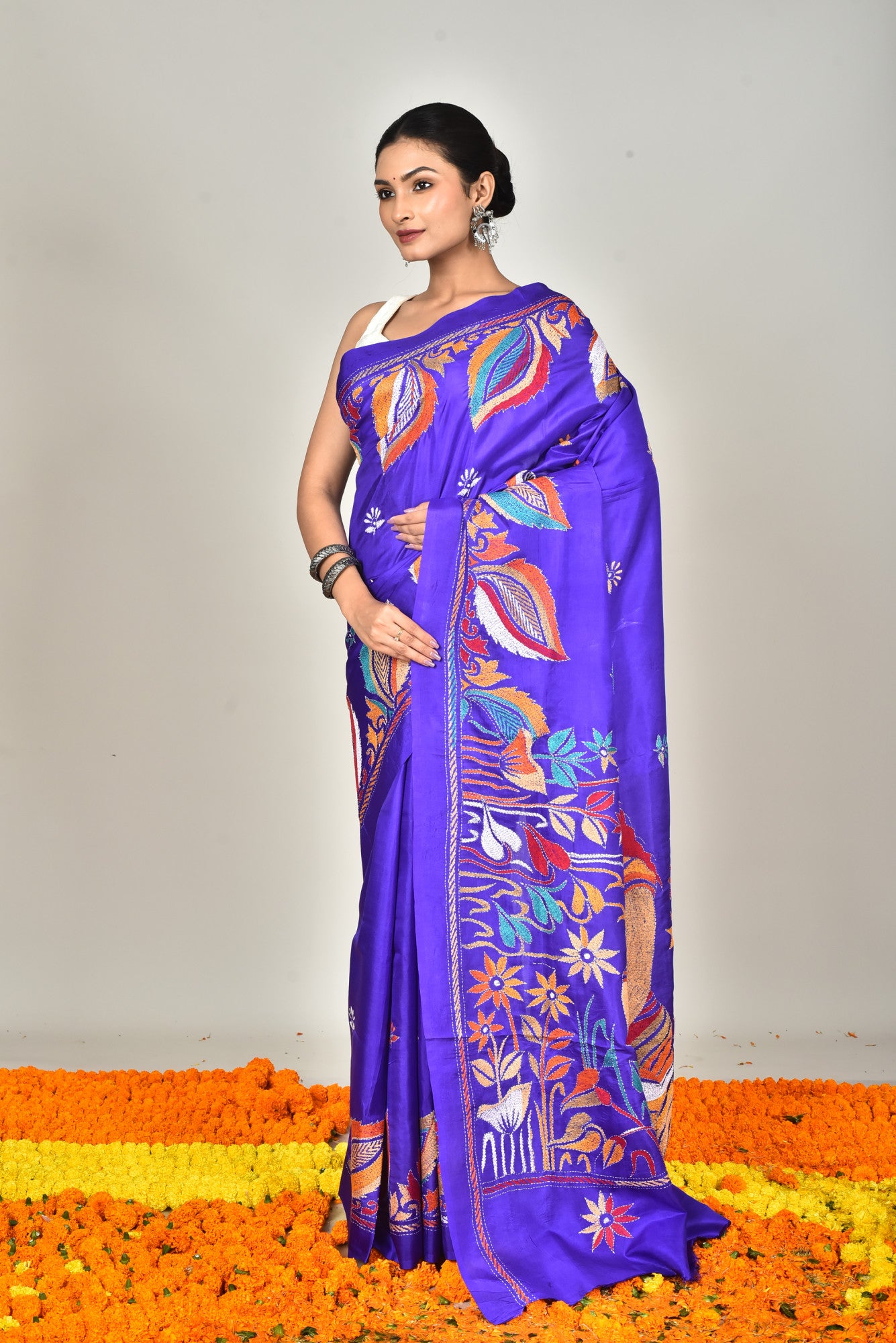 BANGALORE SILK KANTHA SAREE Thumbnail