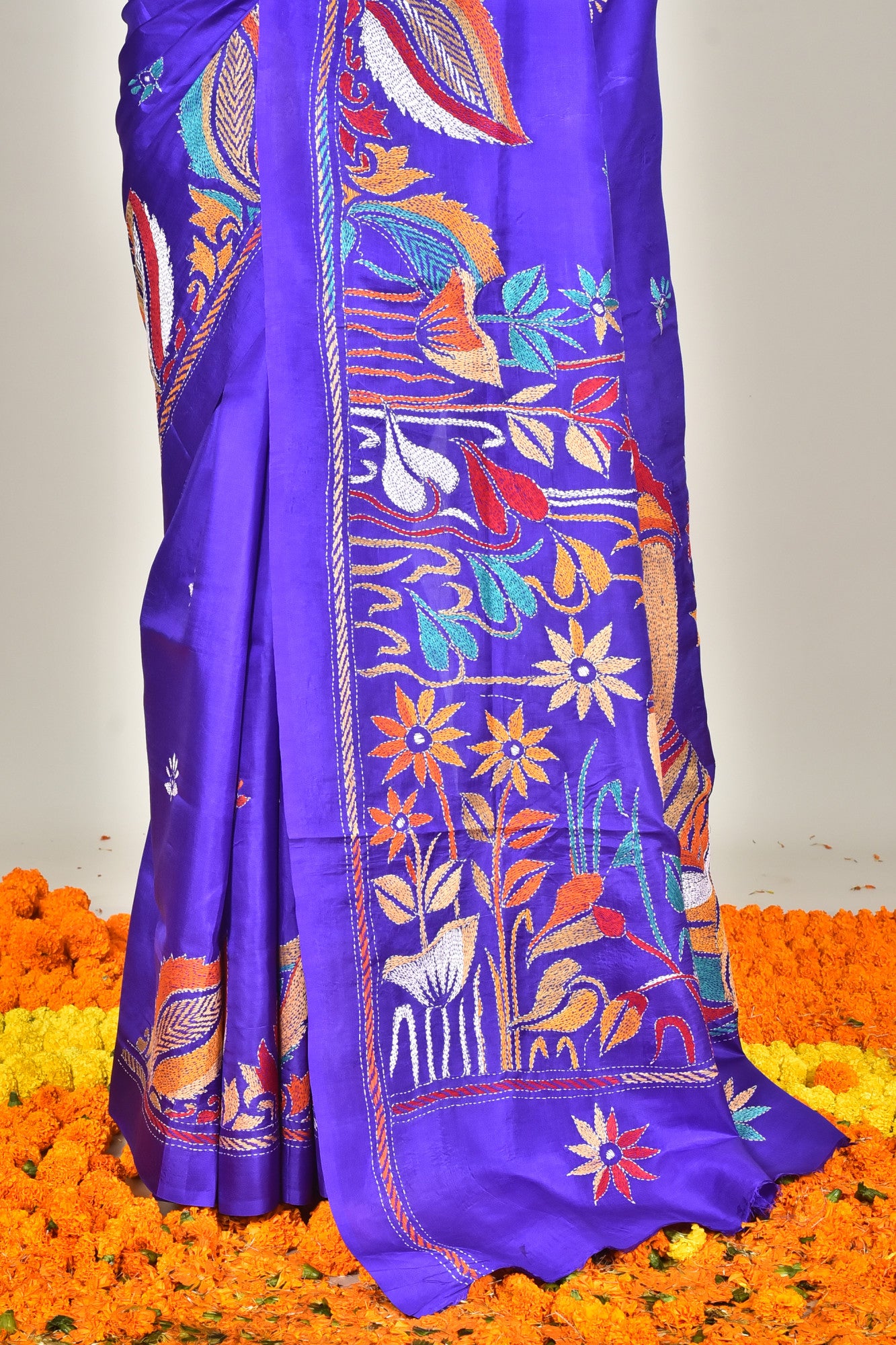 BANGALORE SILK KANTHA SAREE Thumbnail