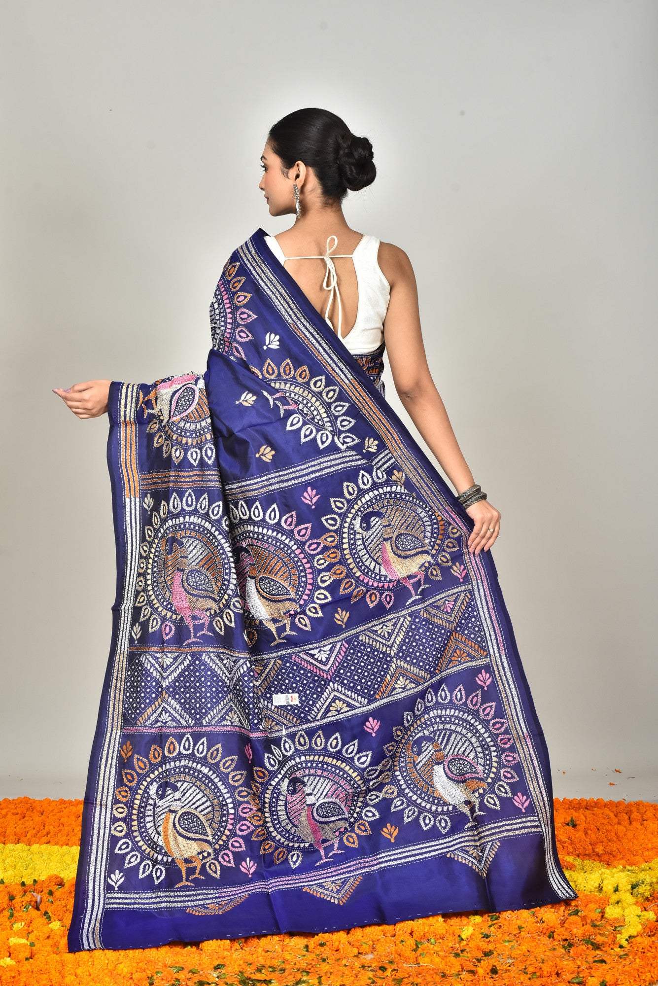 BANGALORE SILK KANTHA SAREE Thumbnail