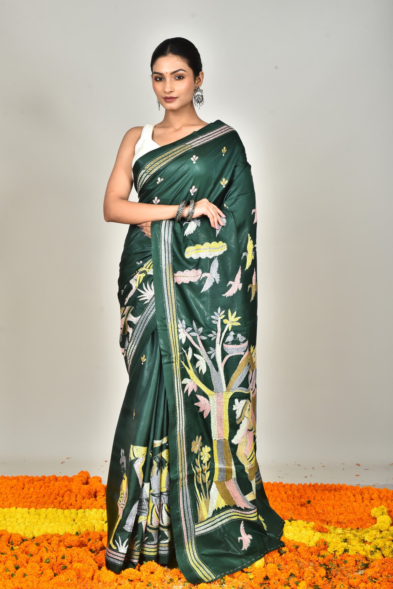 BANGALORE SILK KANTHA SAREE Thumbnail