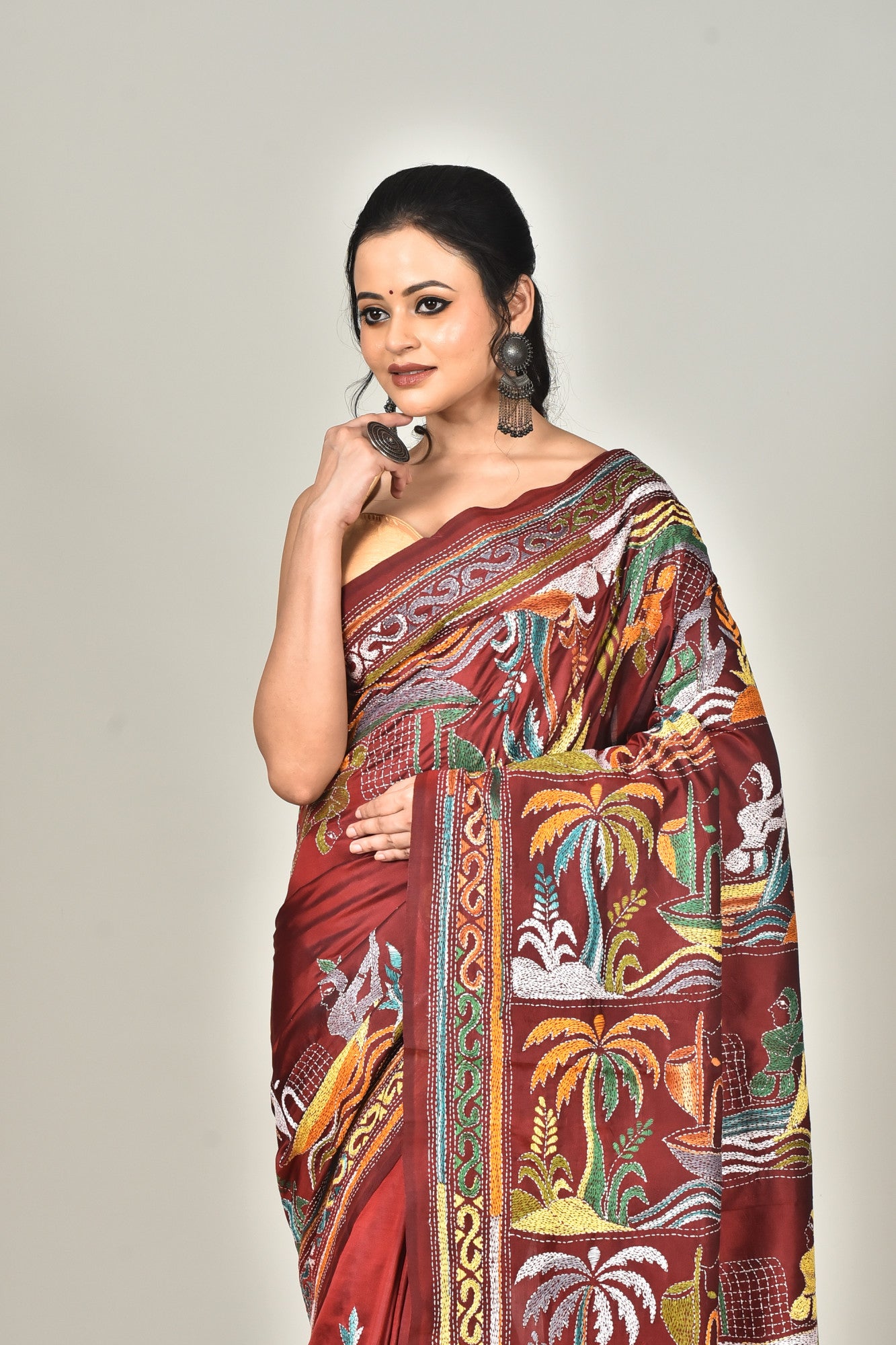 BANGALORE SILK KANTHA SAREE Thumbnail