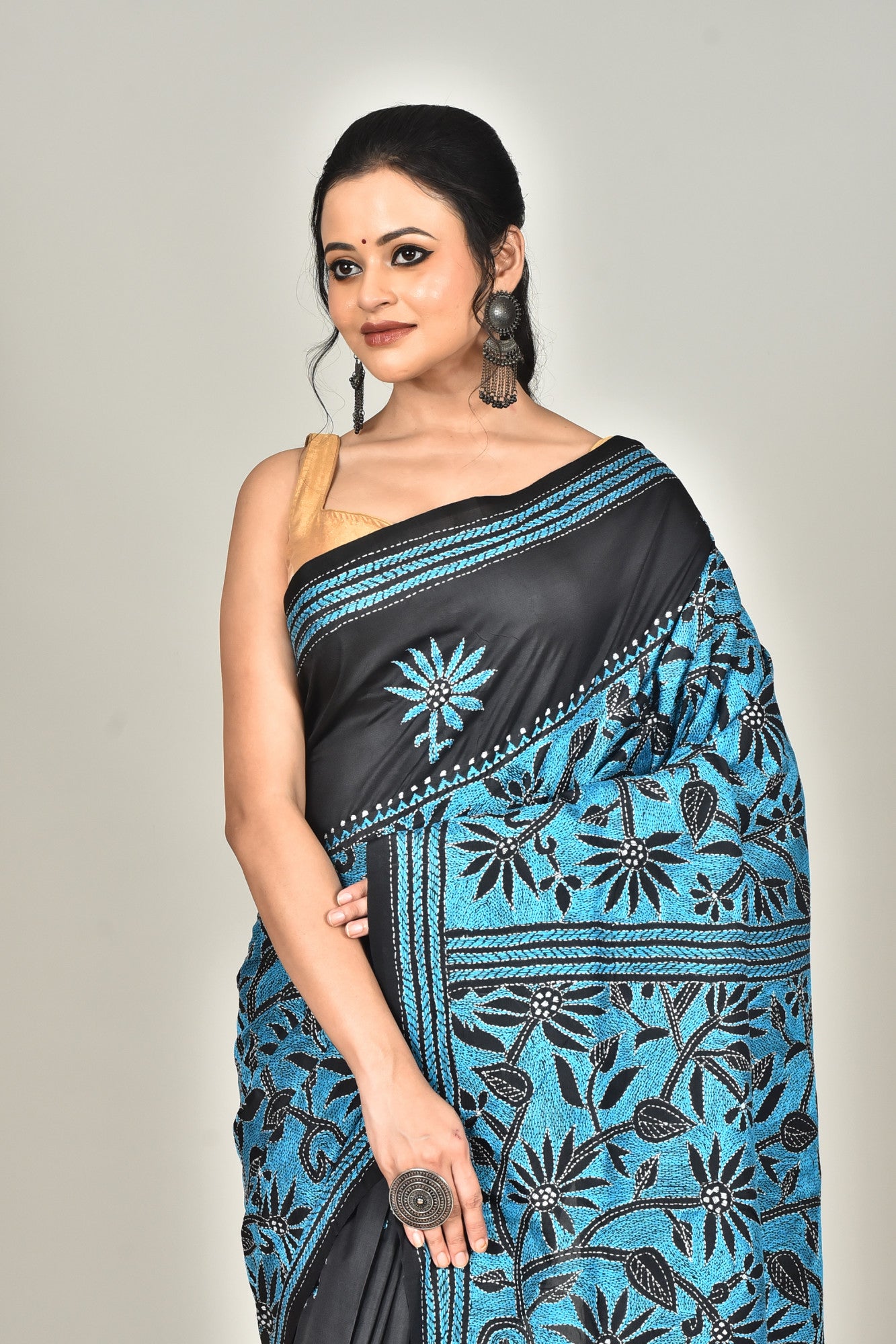 BANGALORE SILK  KANTHA SAREE Thumbnail