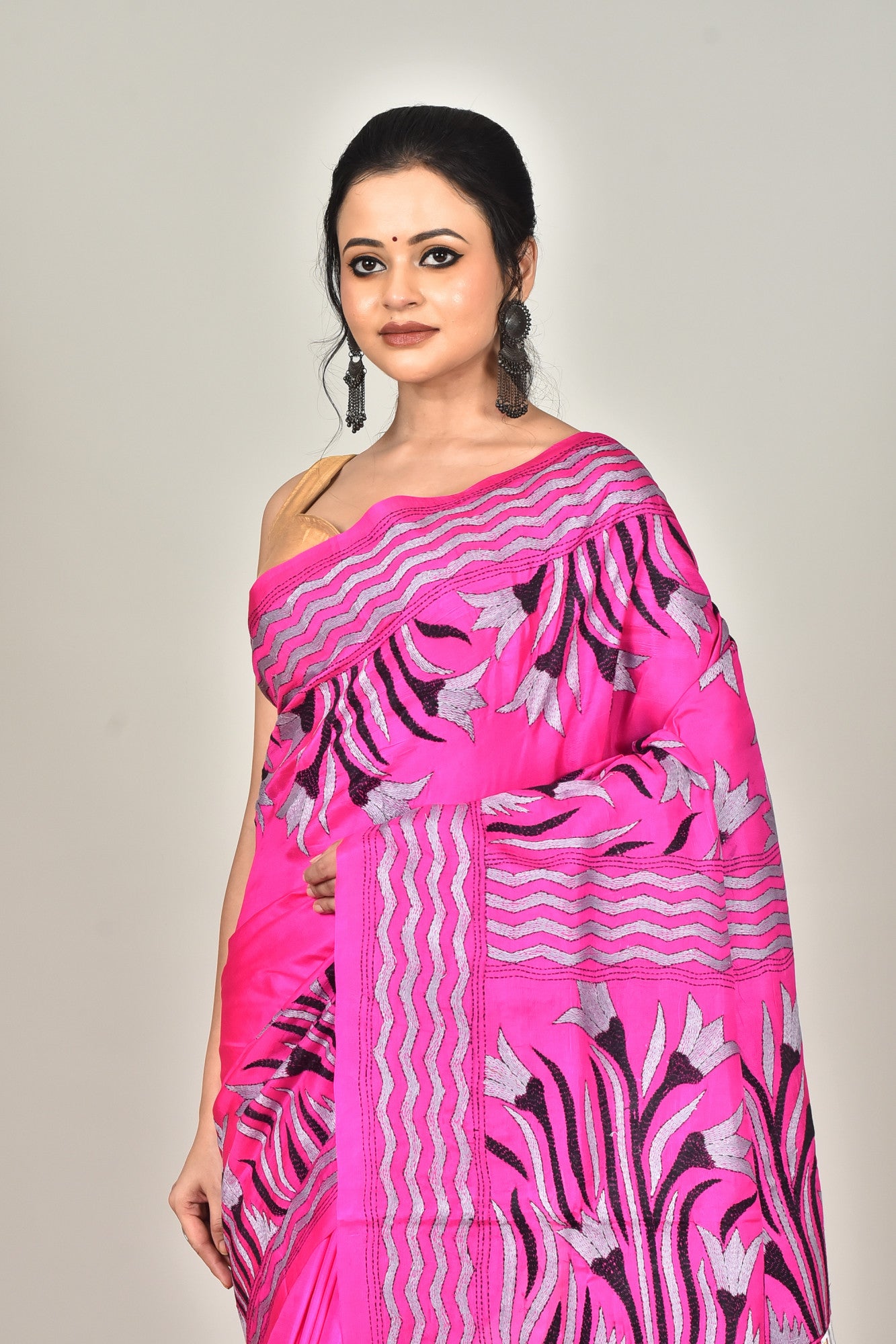 BANGALORE SILK  KANTHA SAREE Thumbnail
