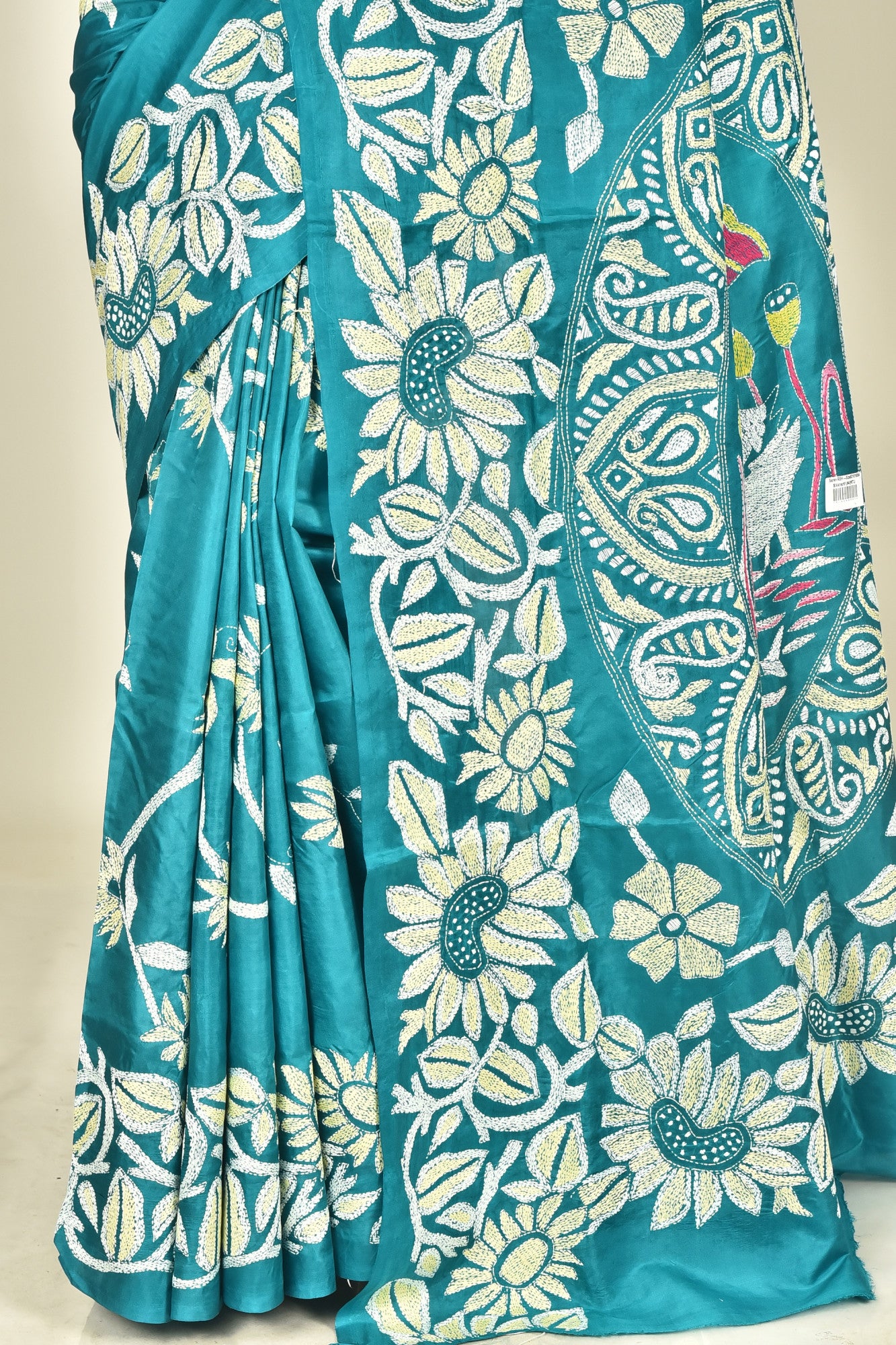 BANGALORE SILK KANTHA SAREE Thumbnail
