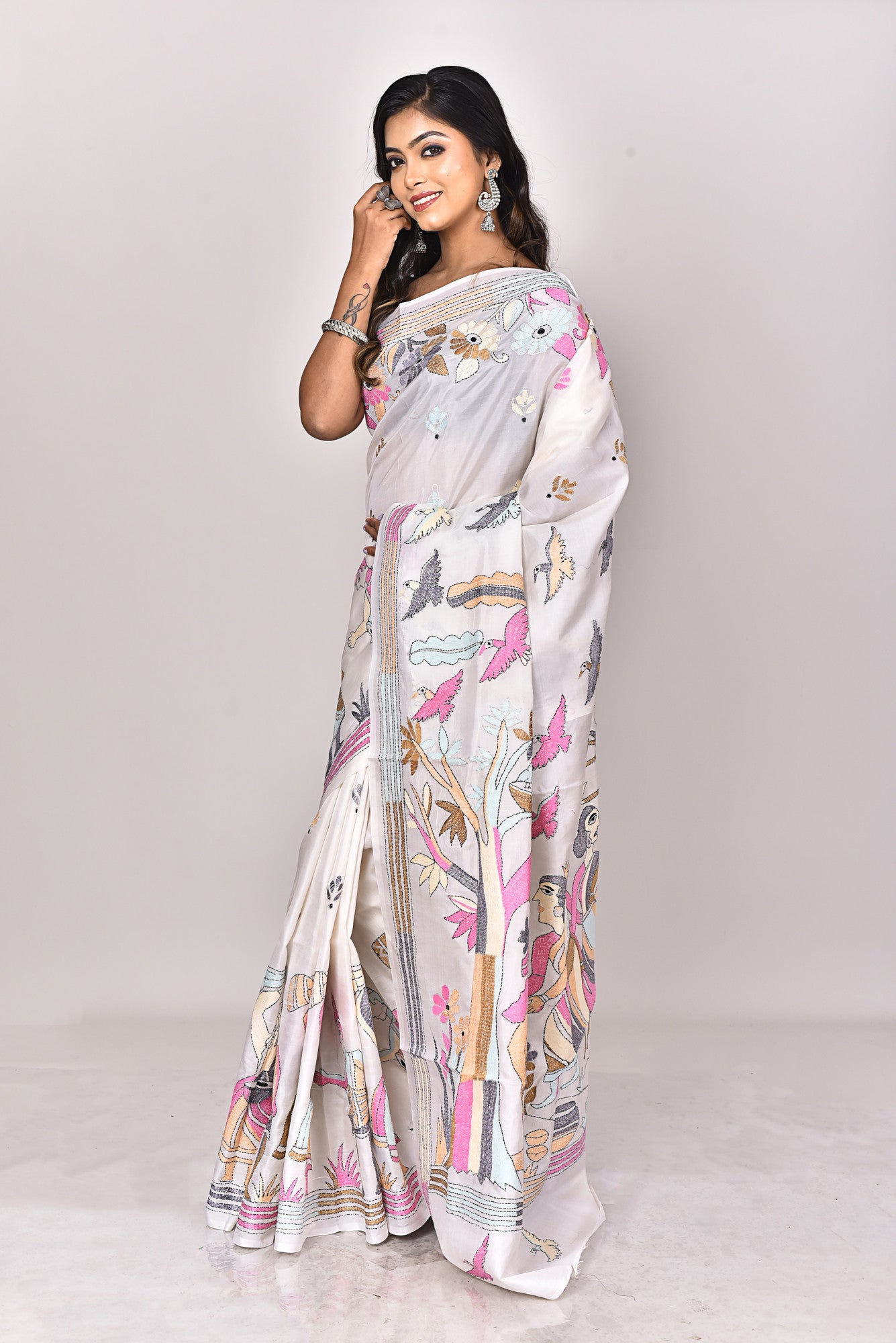 BANGALORE SILK KANTHA SAREE Thumbnail