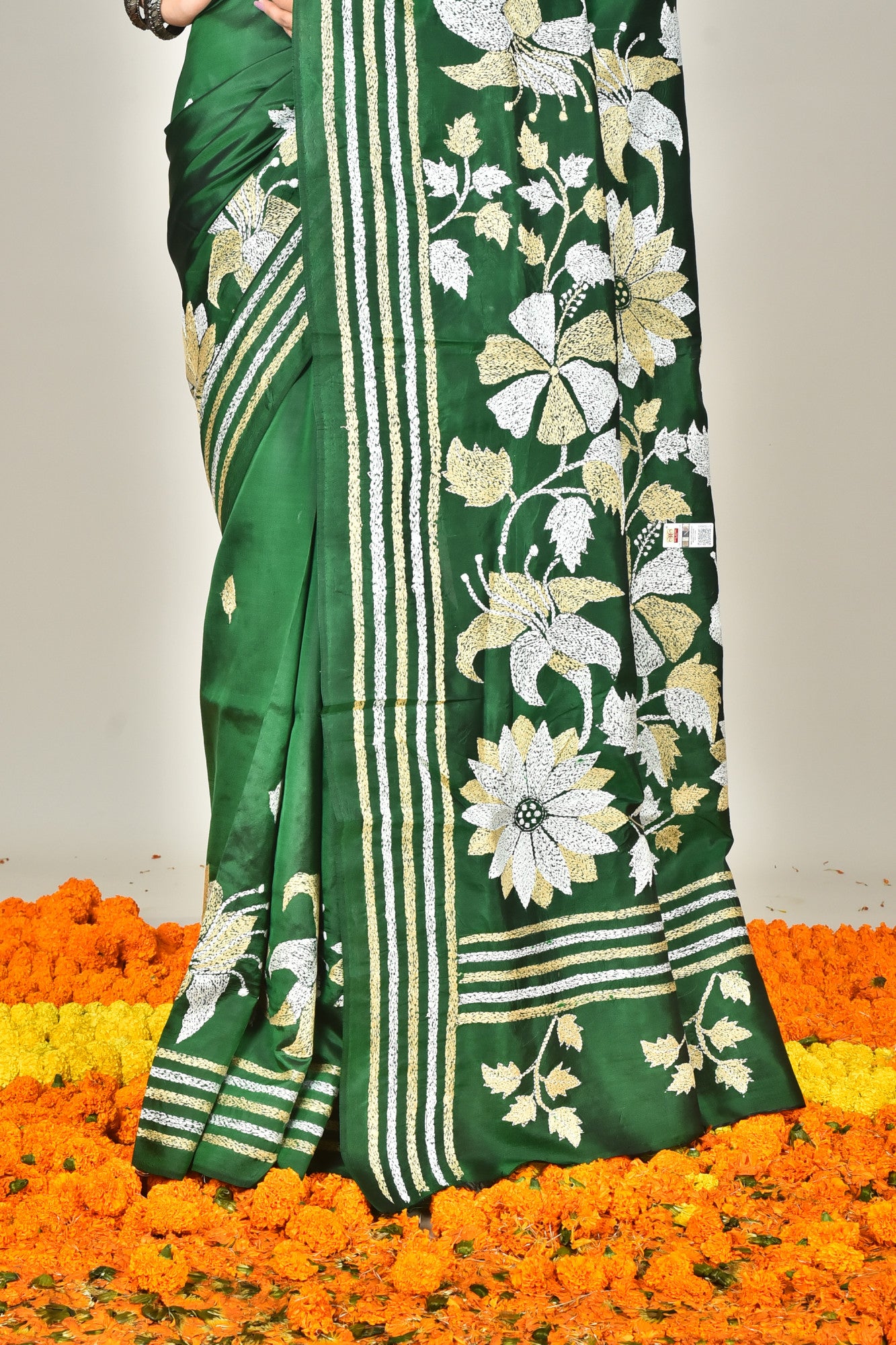 BANGALORE SILK KANTHA STITCH SAREE Thumbnail