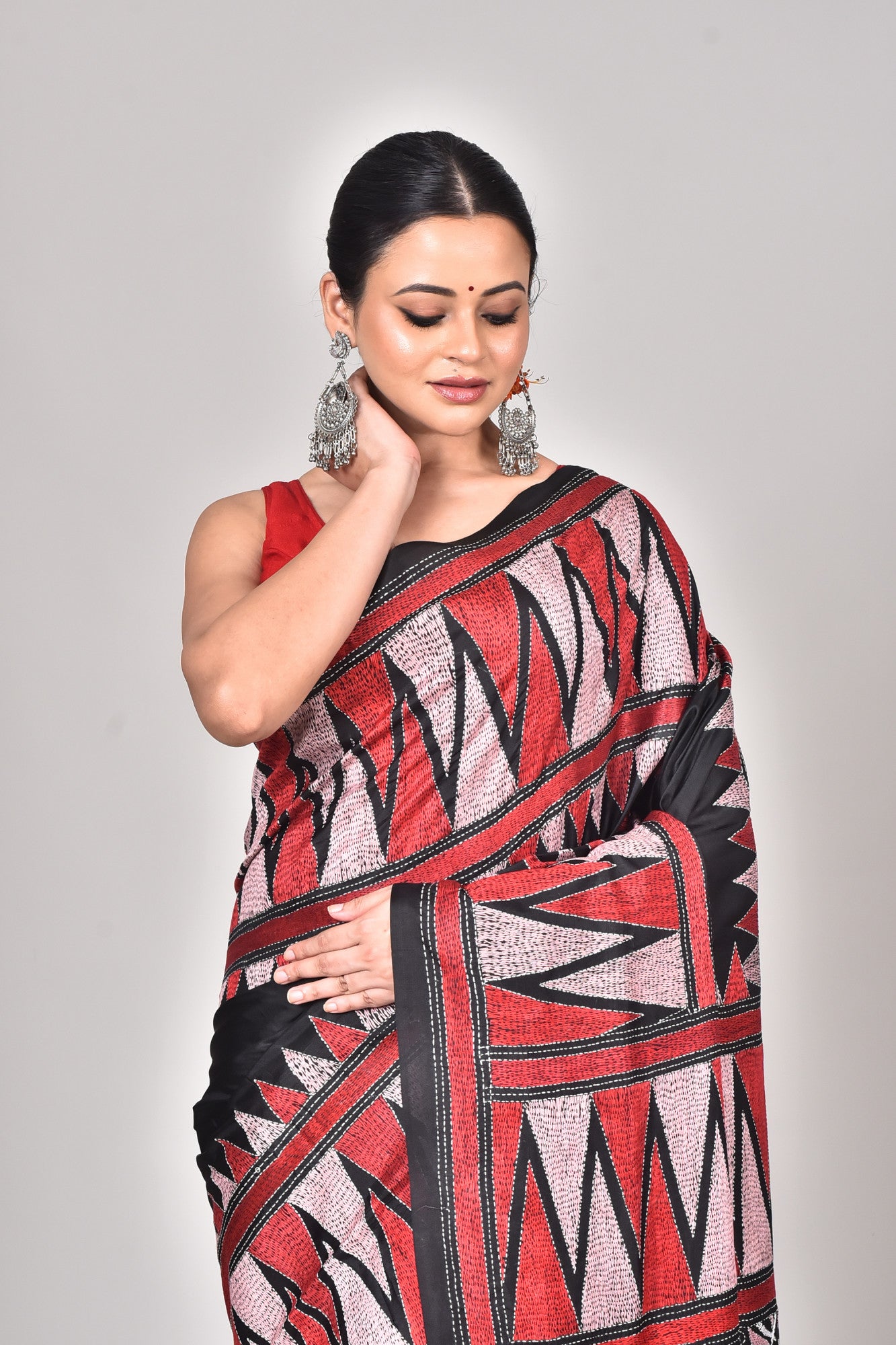 BANGALORE SILK KANTHA STITCH SAREE Thumbnail