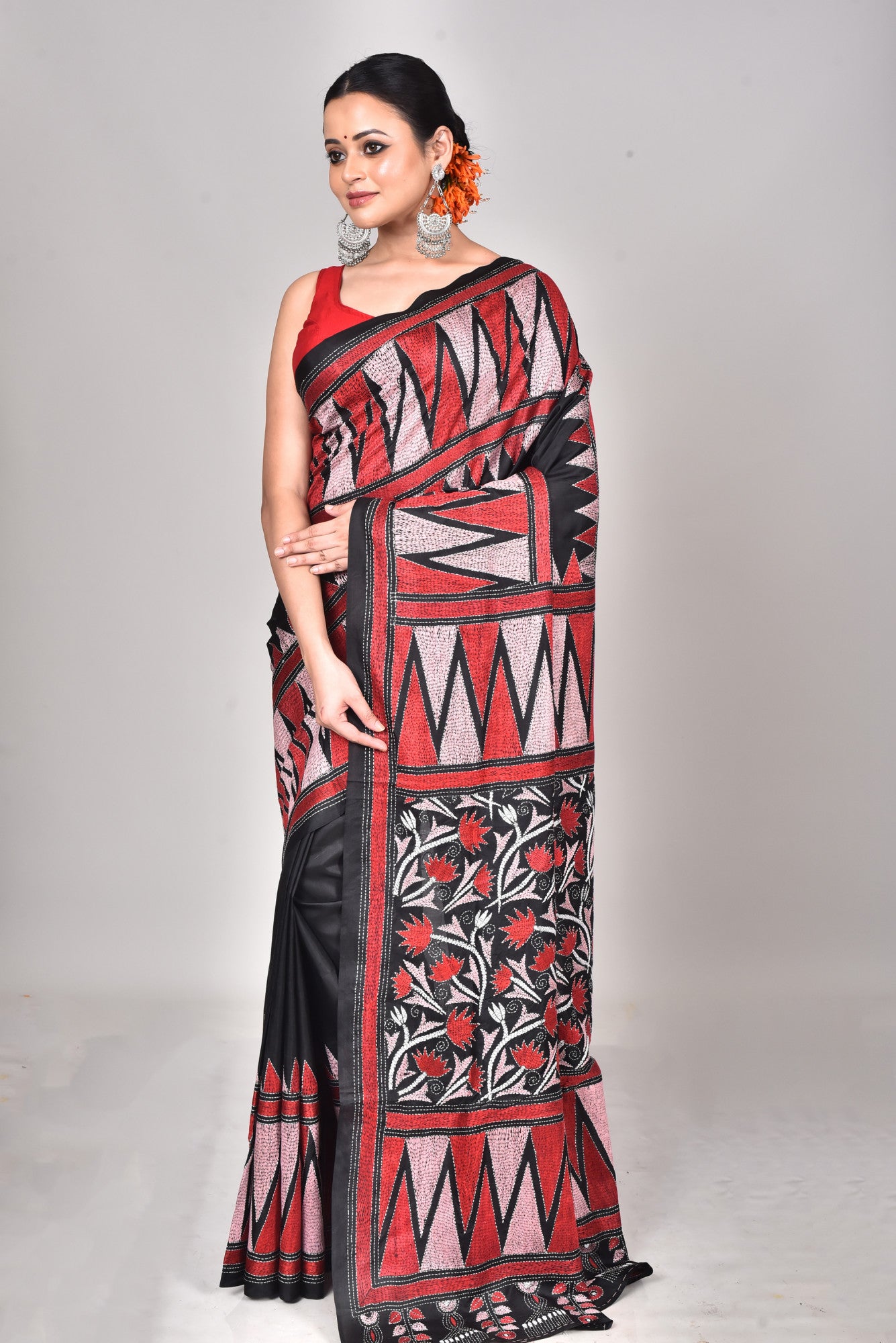 BANGALORE SILK KANTHA STITCH SAREE Thumbnail