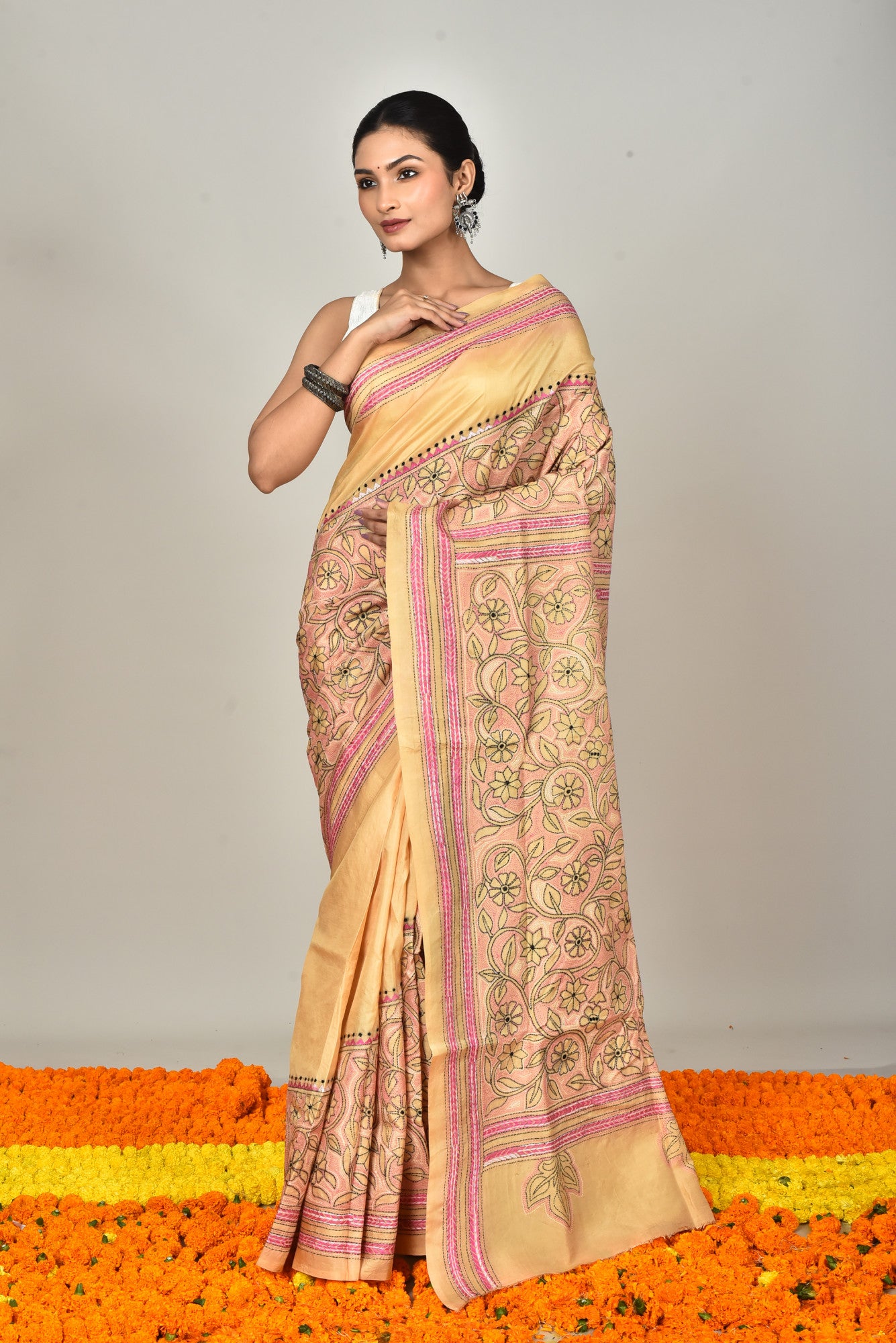 BANGALORE SILK REVERSE KANTHA SAREE Thumbnail