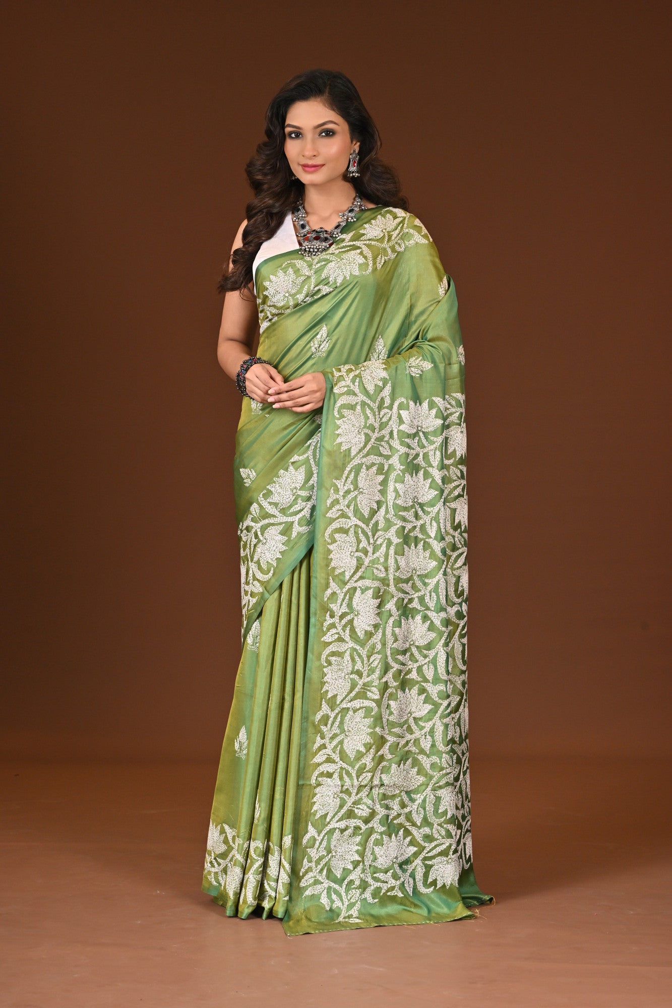 Blende Silk Kantha Stitch Saree Green Thumbnail