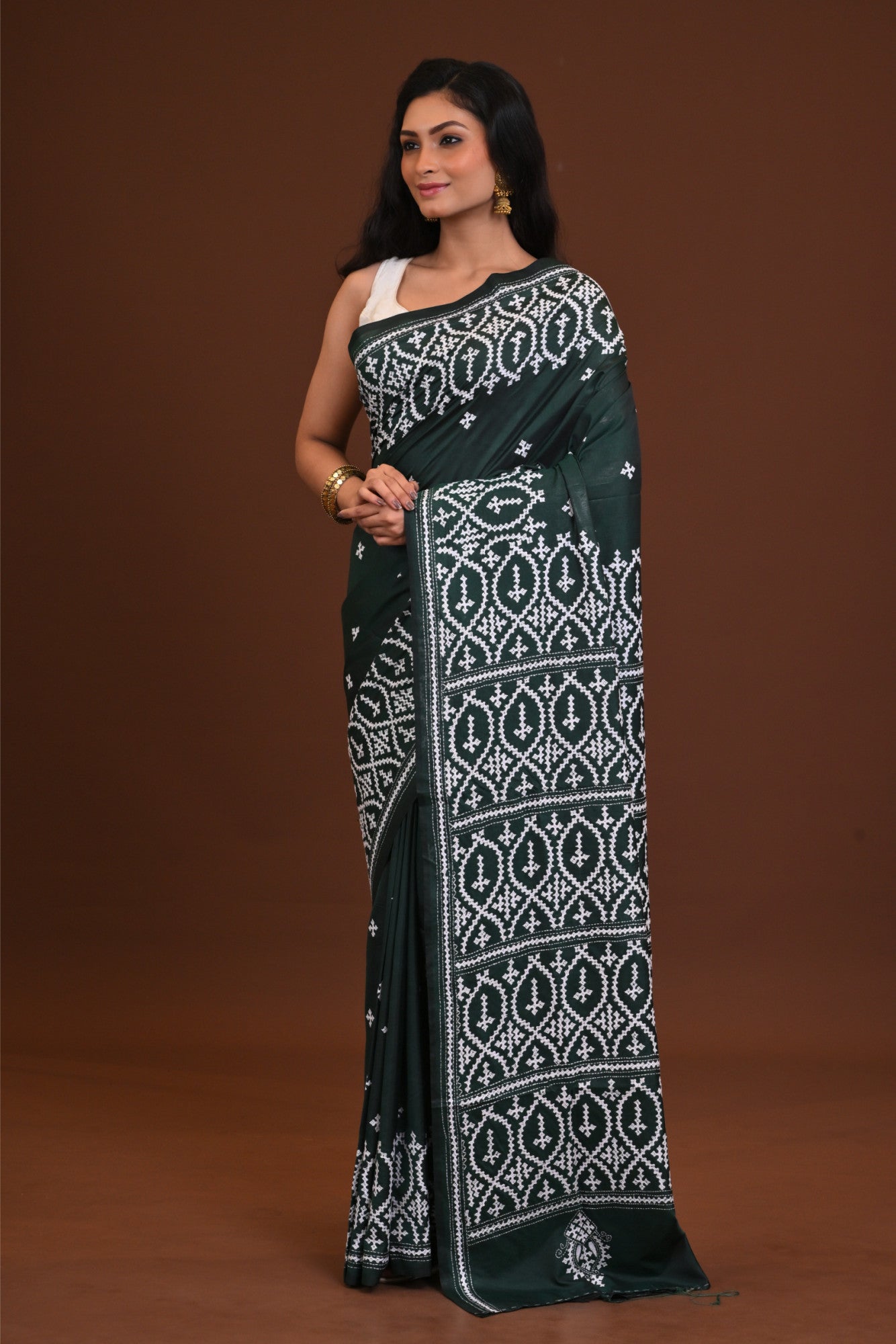 Blended Silk Kantha Saree Green Thumbnail
