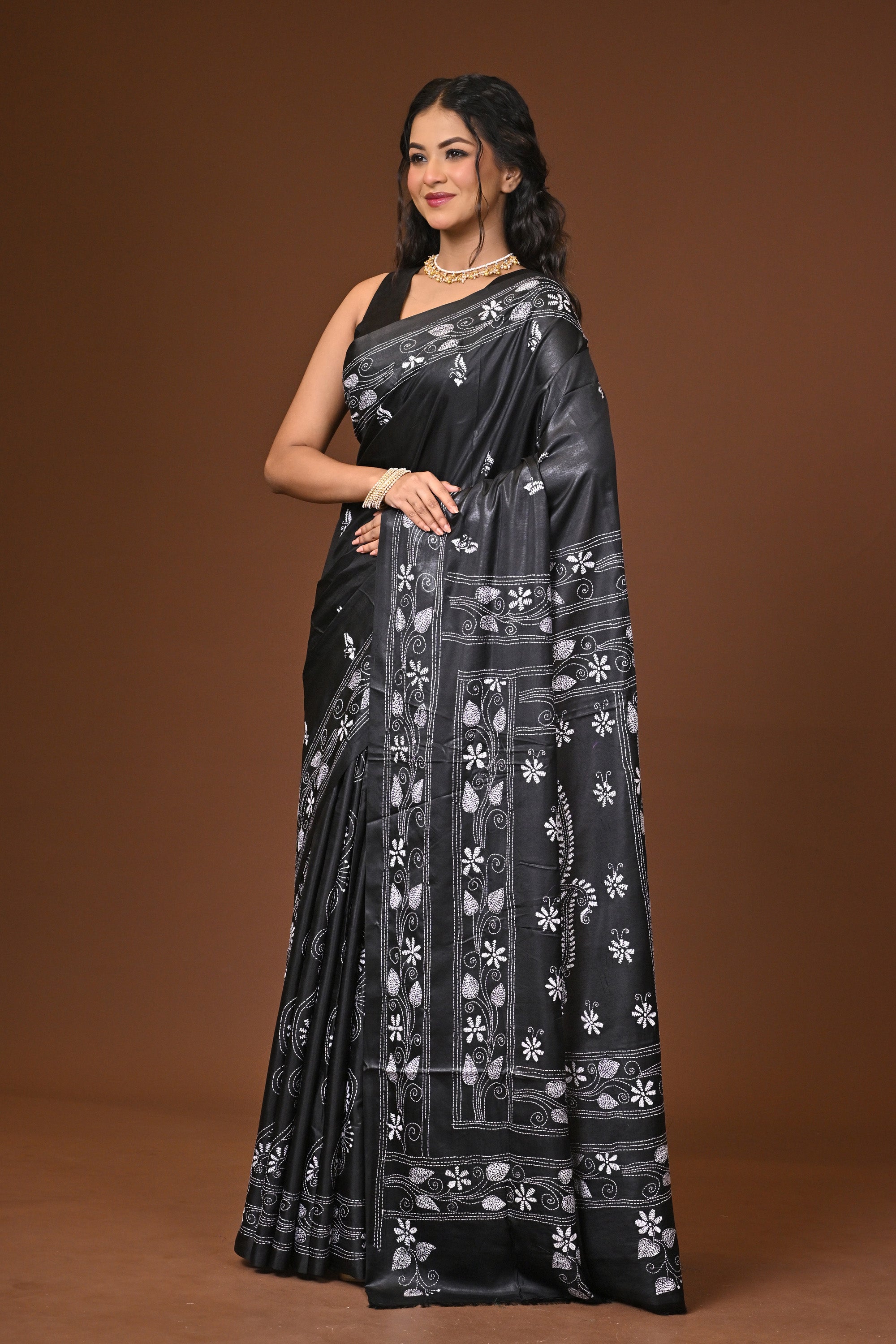 Blended Silk Kantha Stitch Saree Black Thumbnail