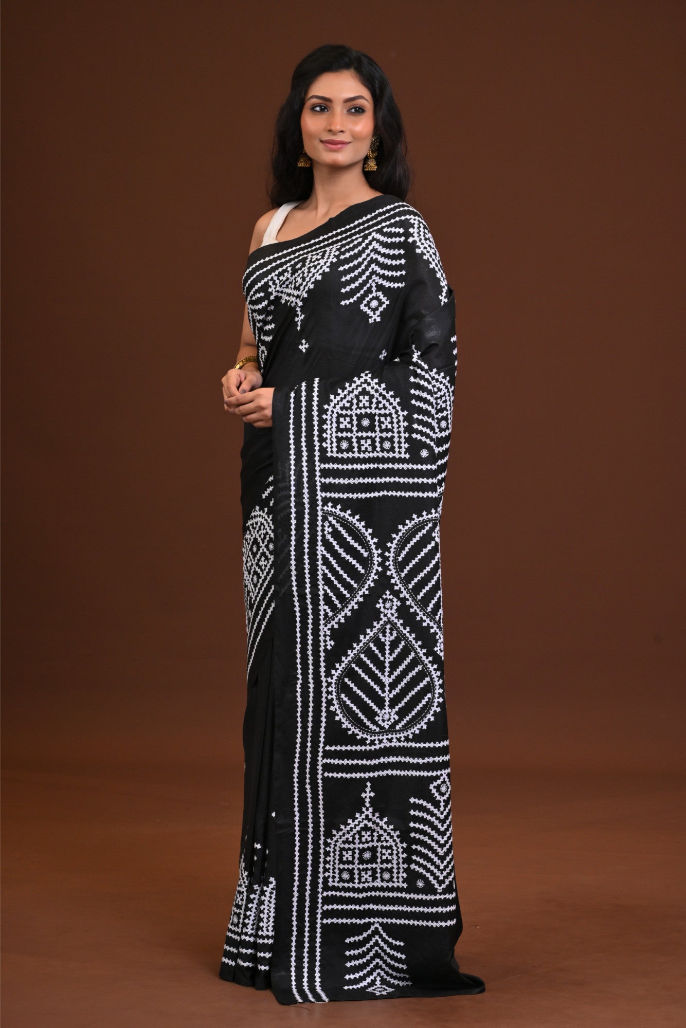Blended Silk Kantha Stitch Saree Black Thumbnail