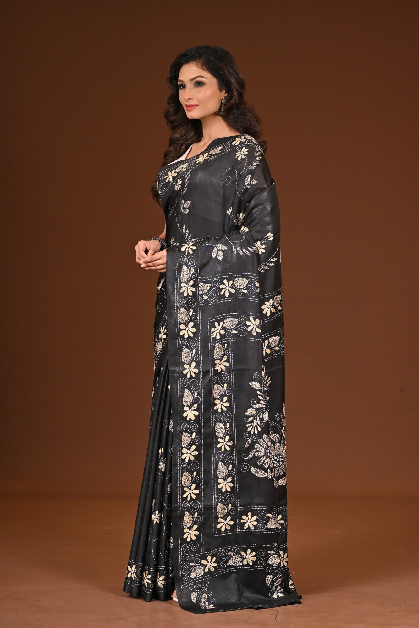 Blended Silk Kantha Stitch Saree Black Thumbnail