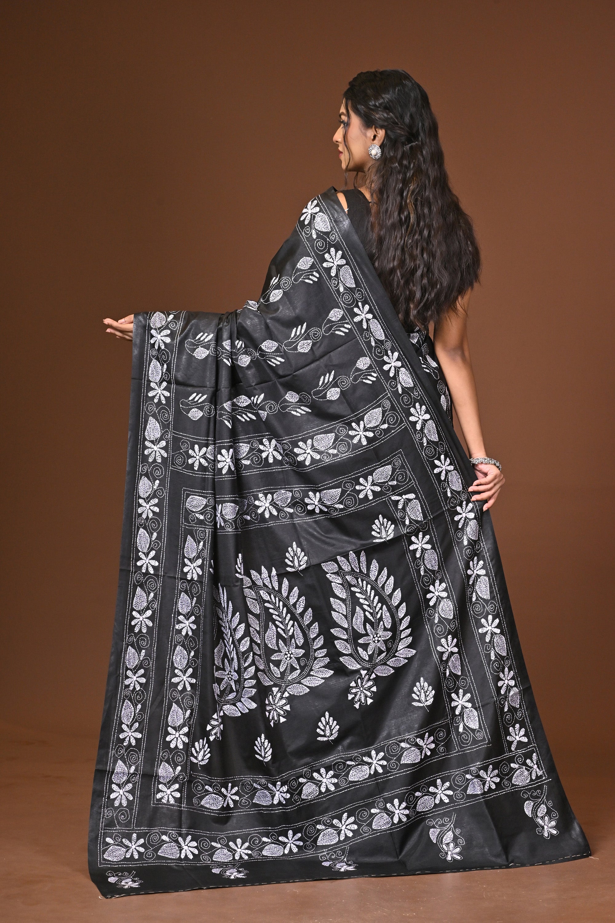 Blended Silk Kantha Stitch Saree Black Thumbnail