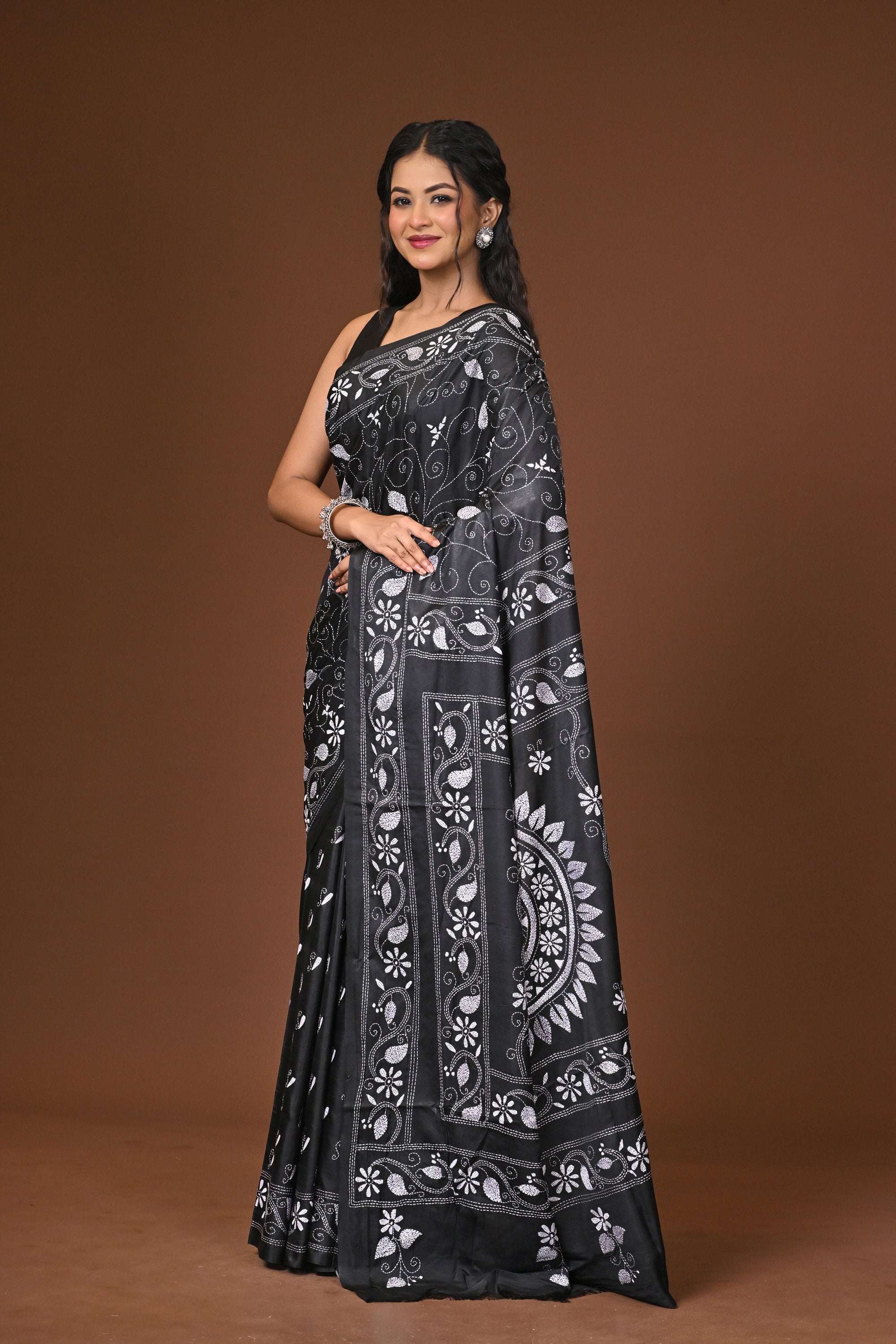 Blended Silk Kantha Stitch Saree Black Thumbnail
