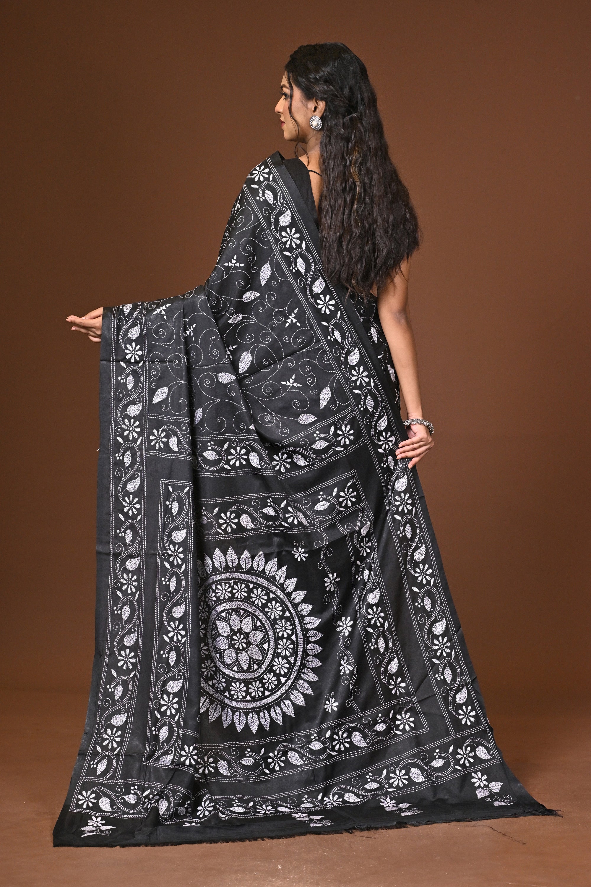 Blended Silk Kantha Stitch Saree Black Thumbnail