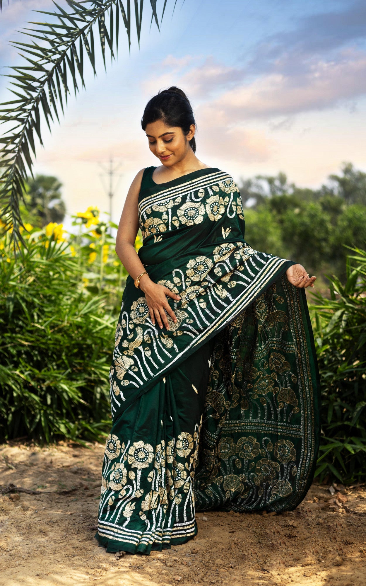 Blended Silk Kantha Stitch Saree Bottle Green Thumbnail