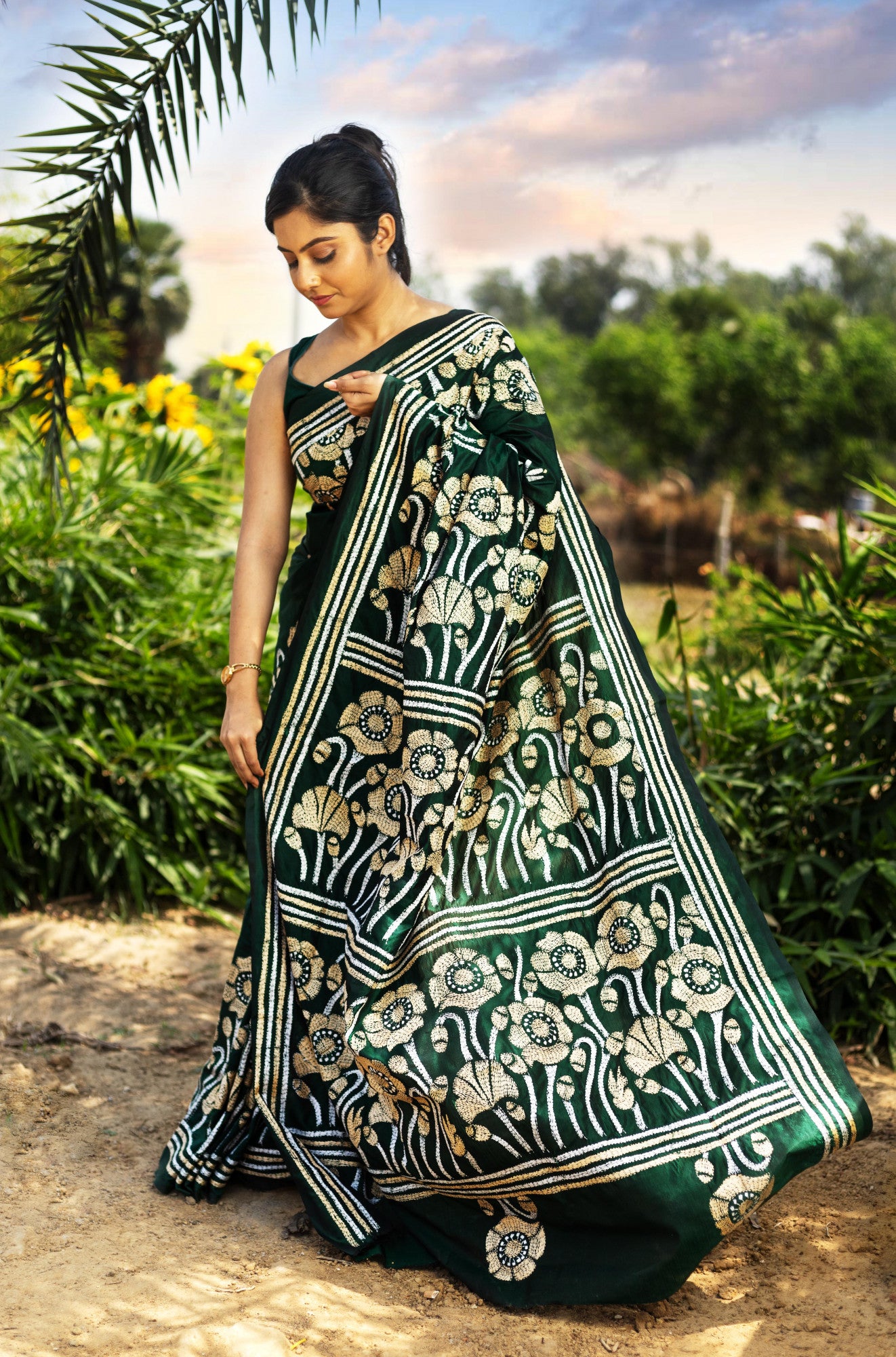 Blended Silk Kantha Stitch Saree Bottle Green Thumbnail