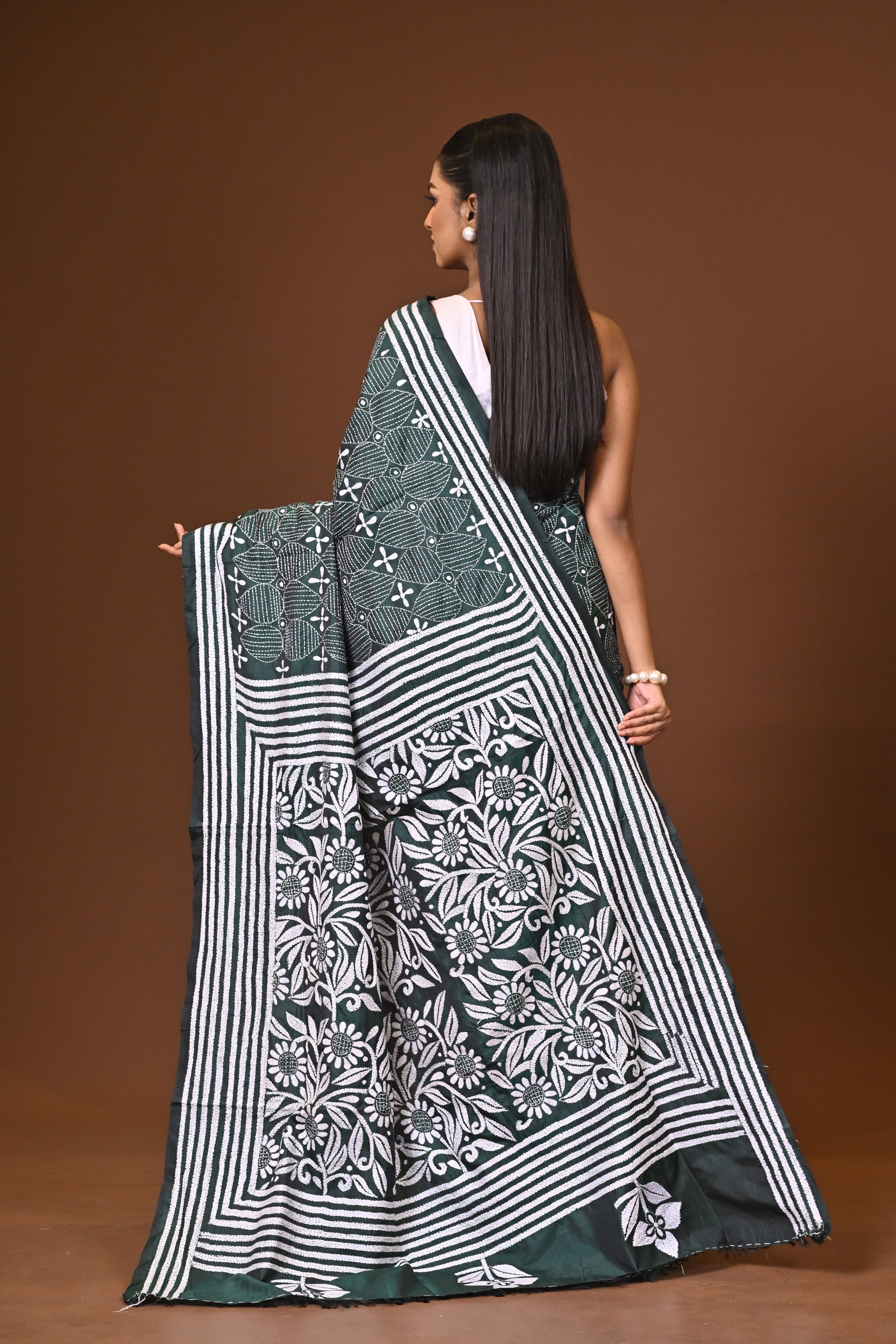 Blended Silk Kantha Stitch Saree Bottle Green Thumbnail