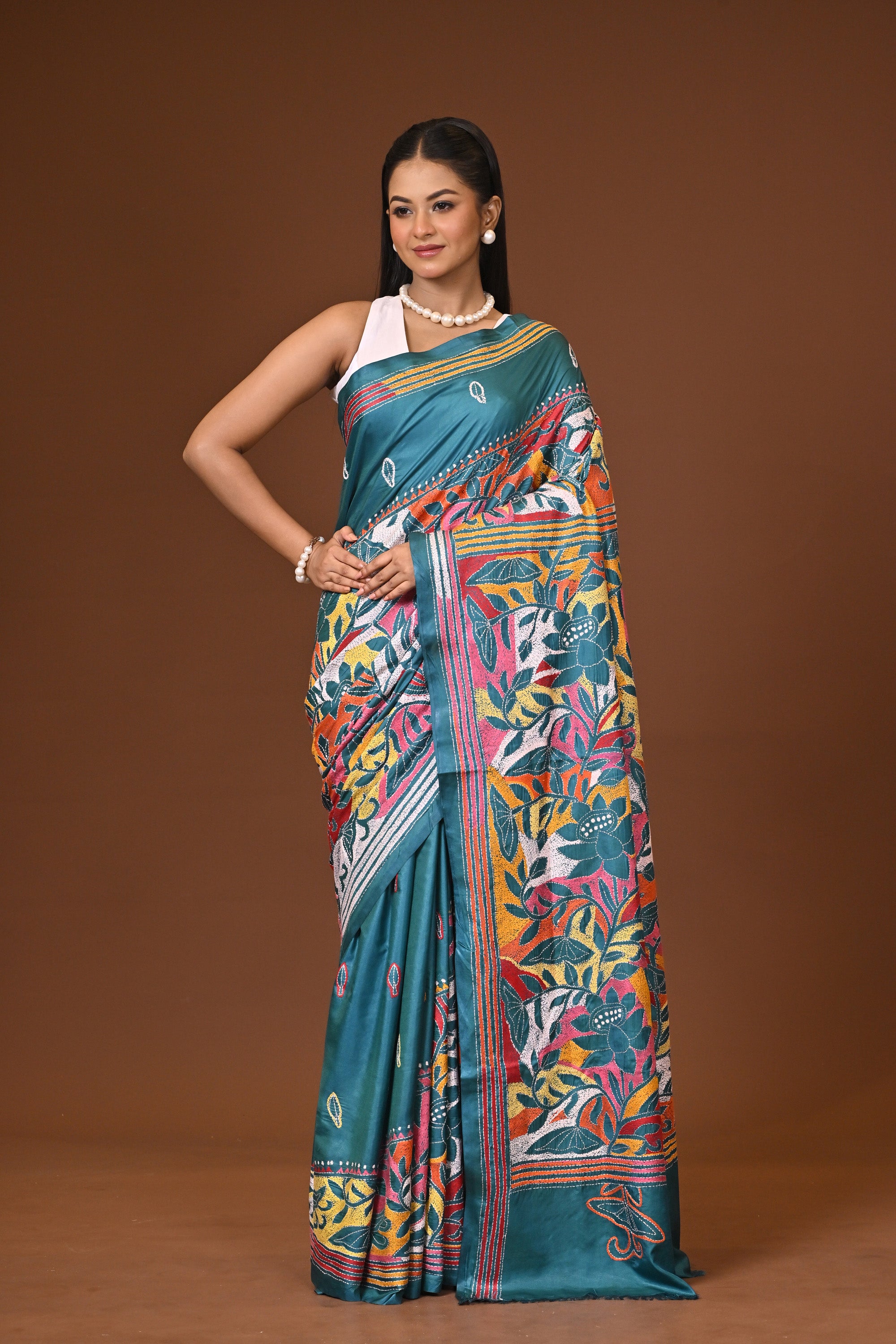 Blended Silk Kantha Saree Thumbnail