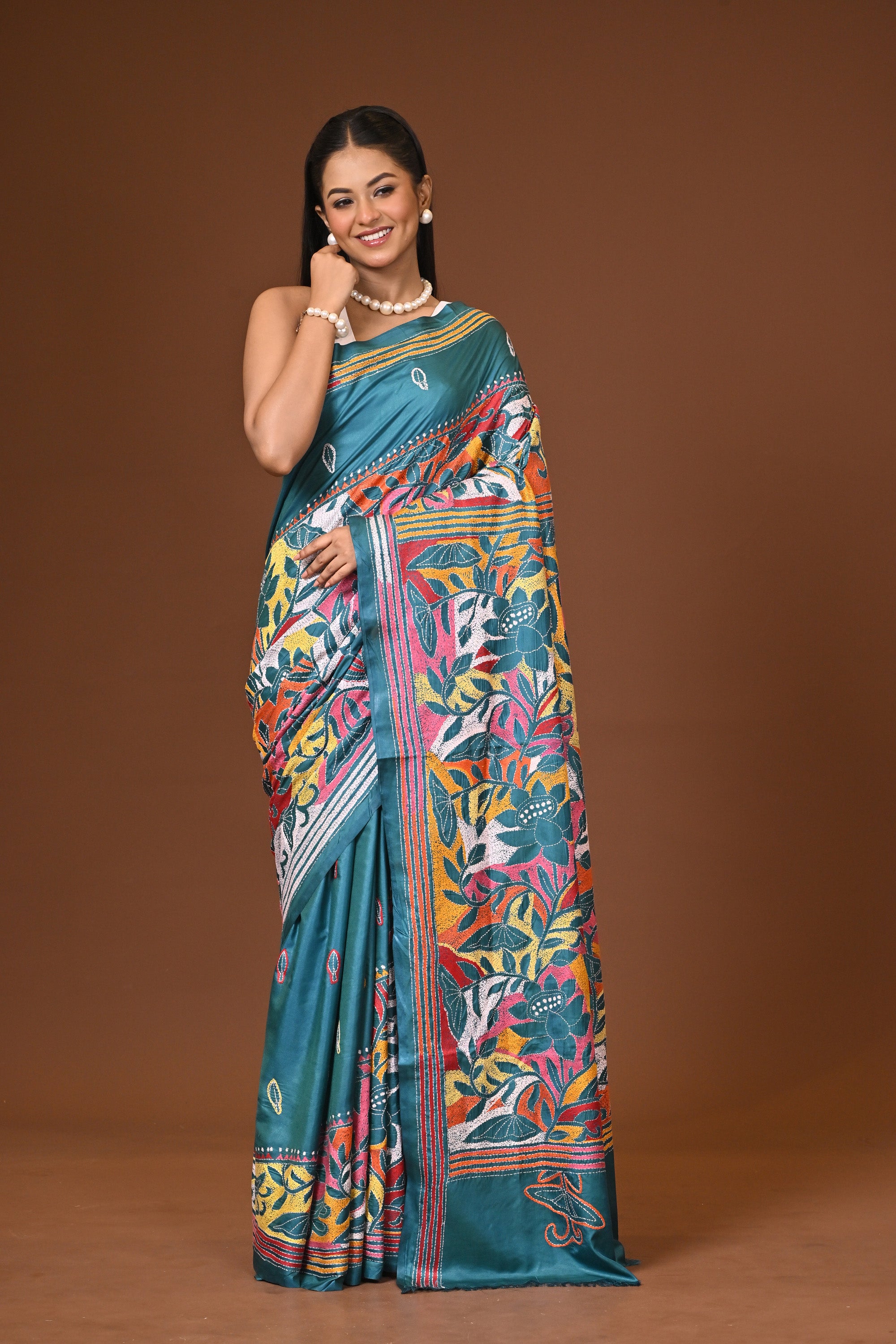 Blended Silk Kantha Saree Thumbnail